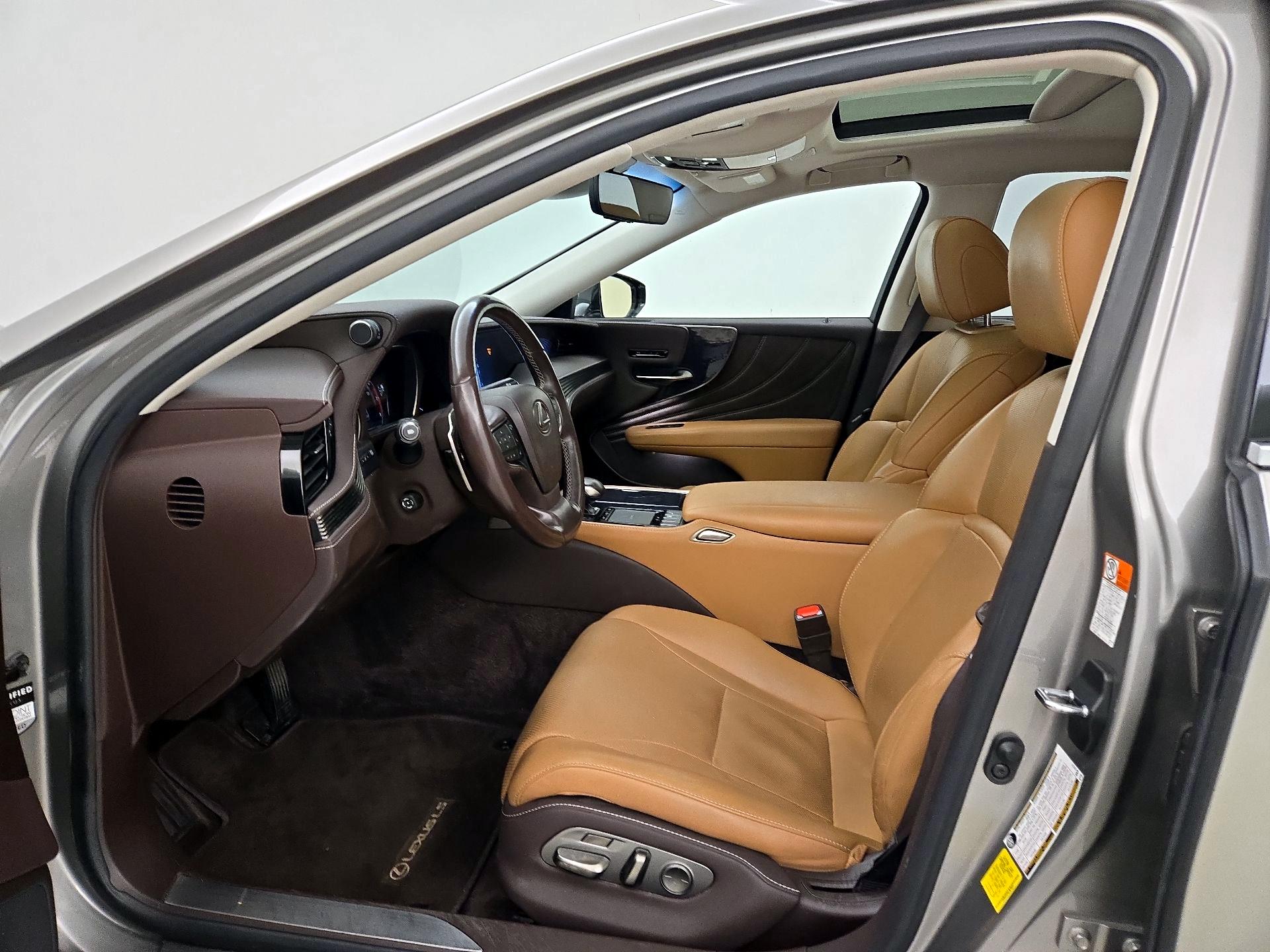 Thumbnail: 2020 Lexus LS - 11