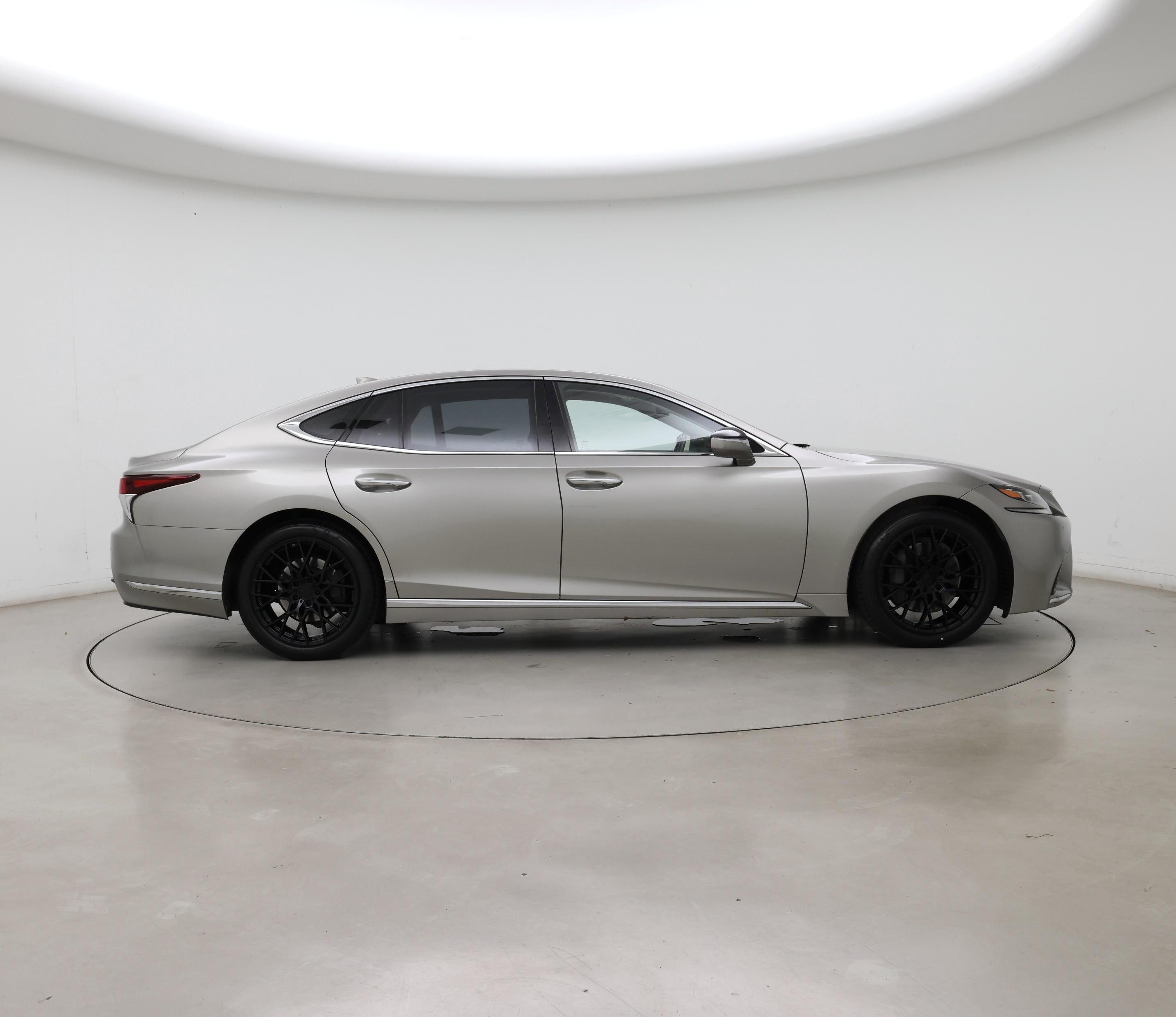 Thumbnail: 2020 Lexus LS - 7