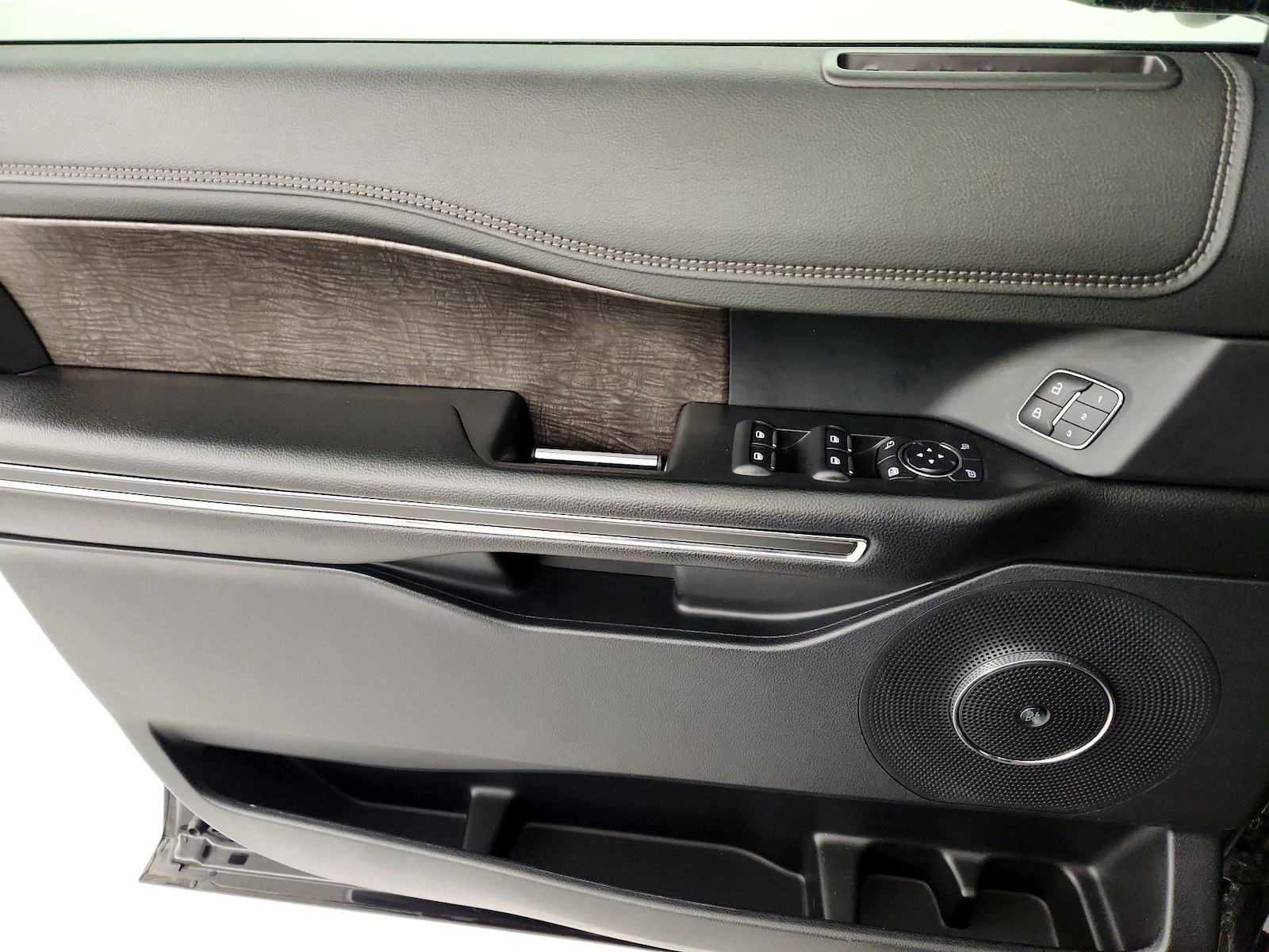 2020 Ford Expedition Limited - Photo 11