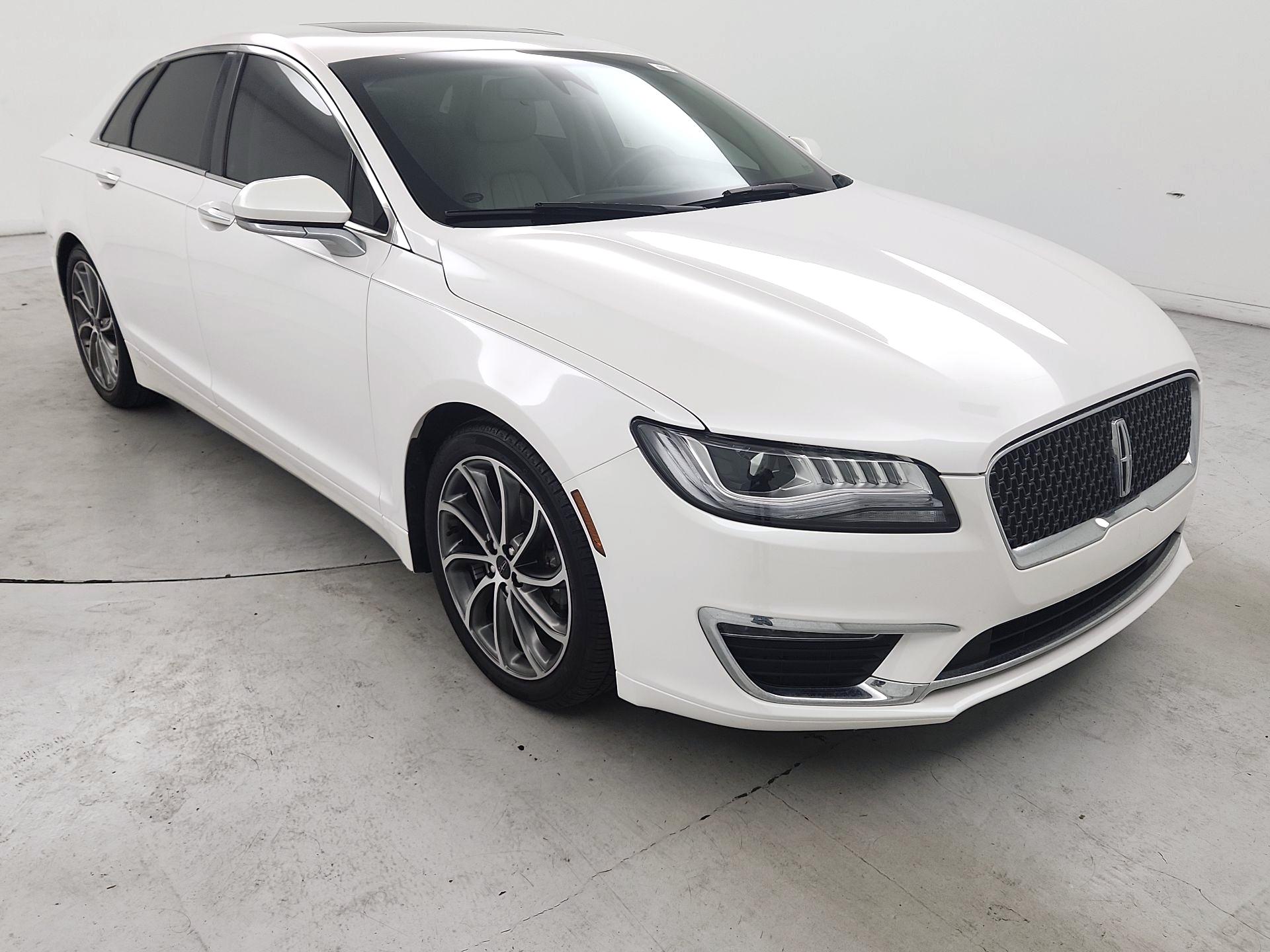 White 2019 Lincoln MKZ Sedan Front-Wheel Drive Automatic