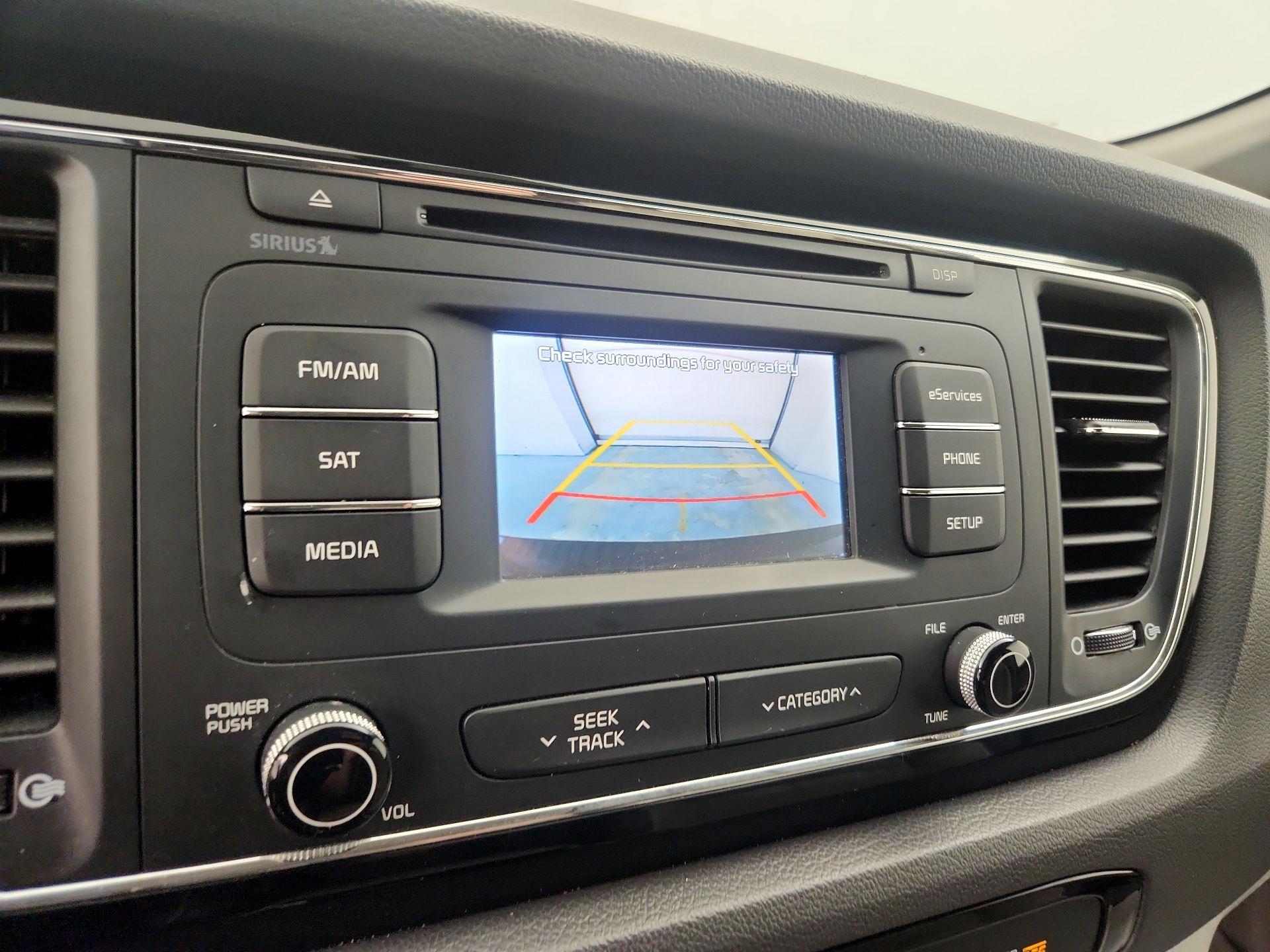 Thumbnail: 2016 Kia Sedona - 14
