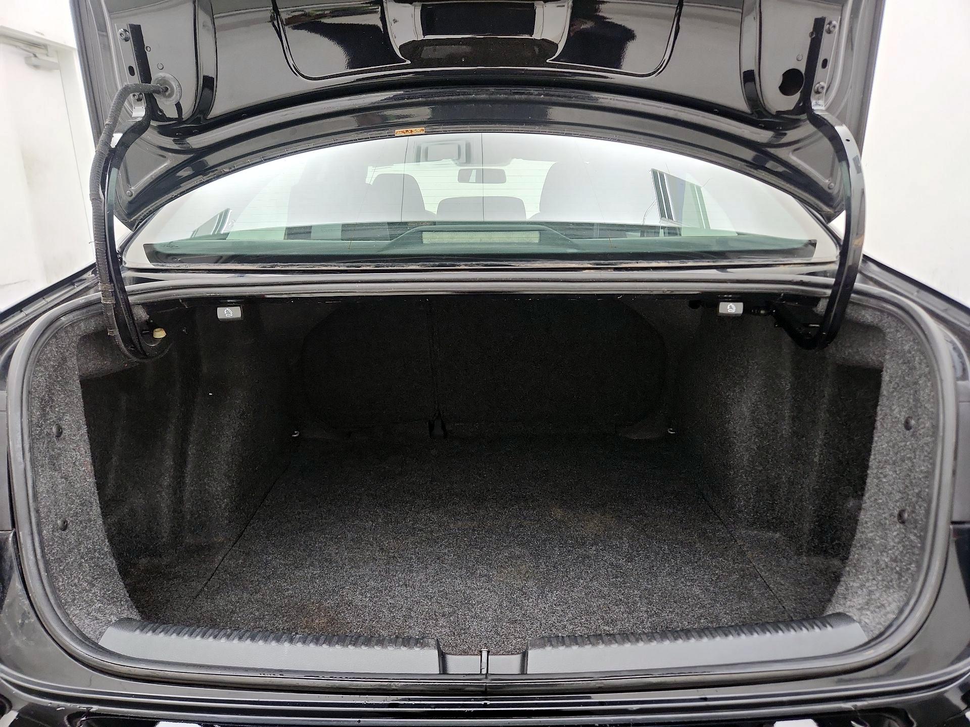 Thumbnail: 2015 Volkswagen Jetta - 19