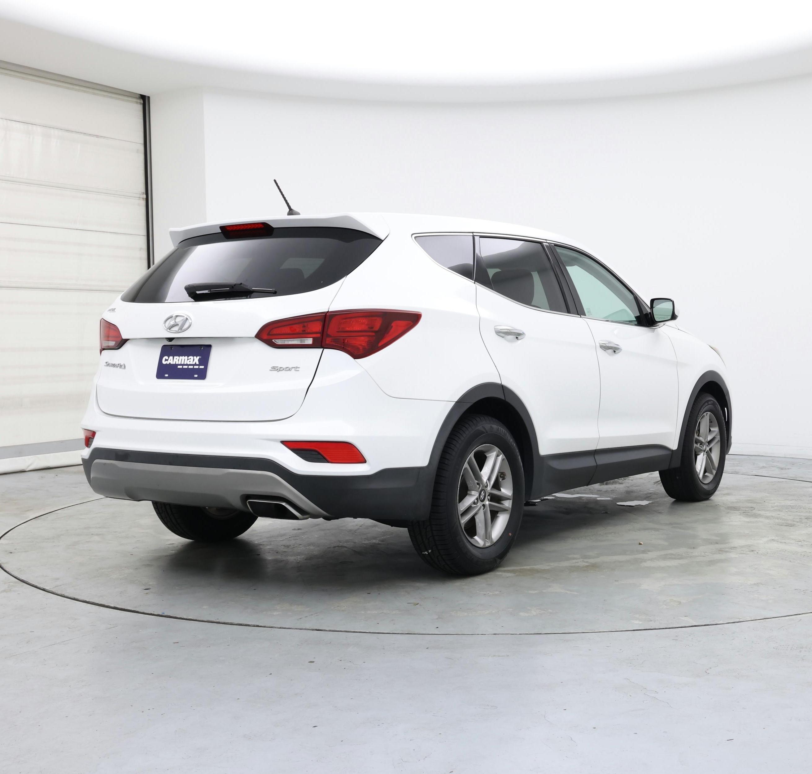 Thumbnail: 2018 Hyundai Santa Fe - 8