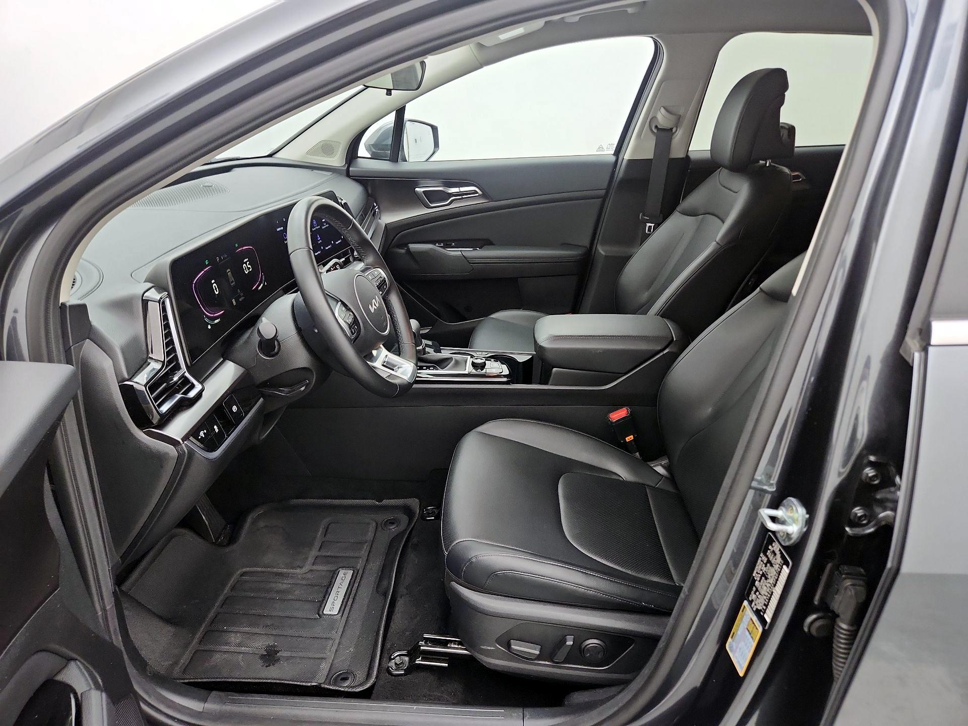 Thumbnail: 2023 Kia Sportage - 11