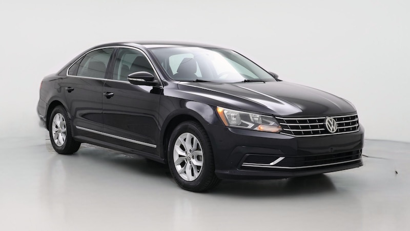 2017 Volkswagen Passat S Hero Image