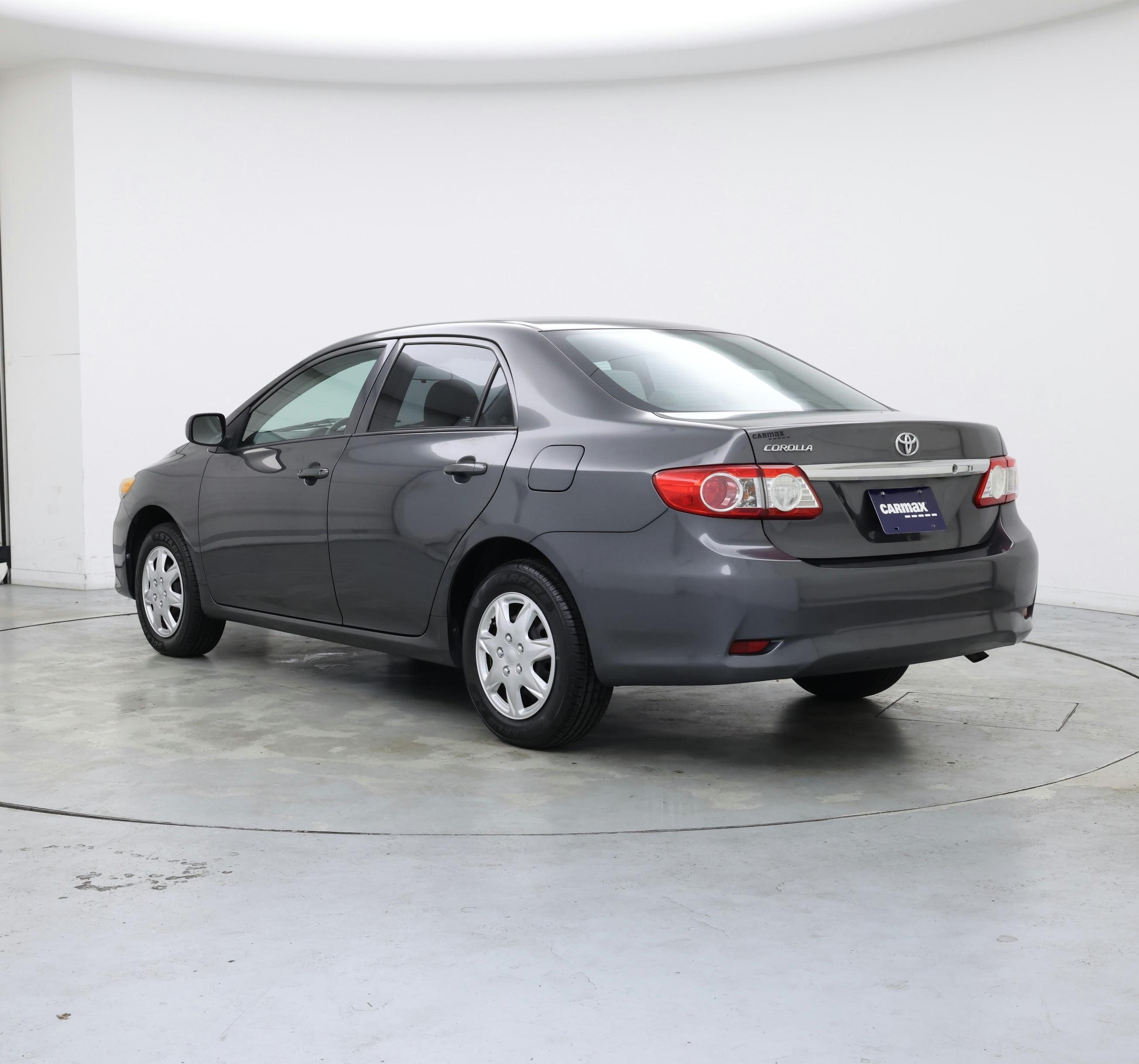 Thumbnail: 2013 Toyota Corolla - 2