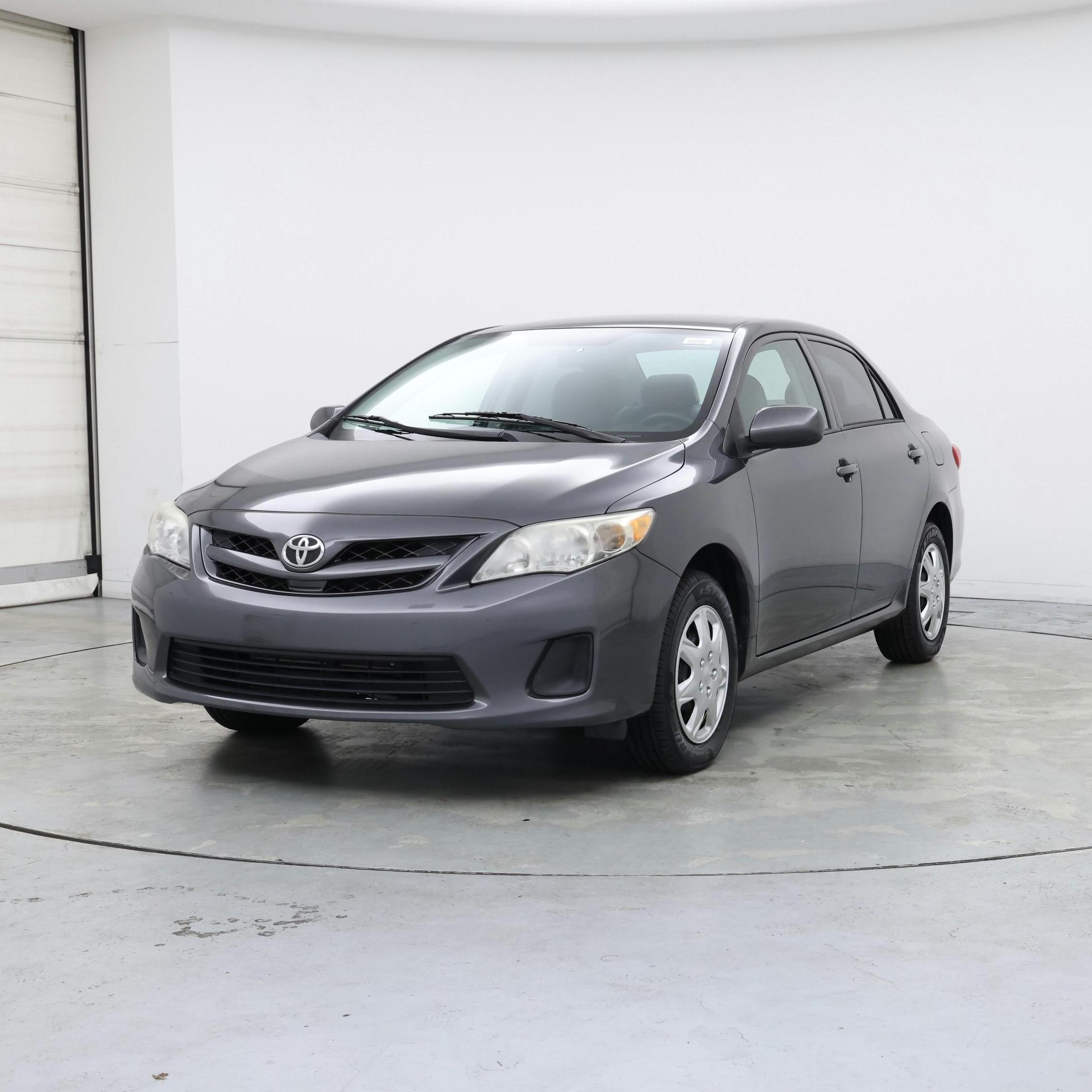 Thumbnail: 2013 Toyota Corolla - 4