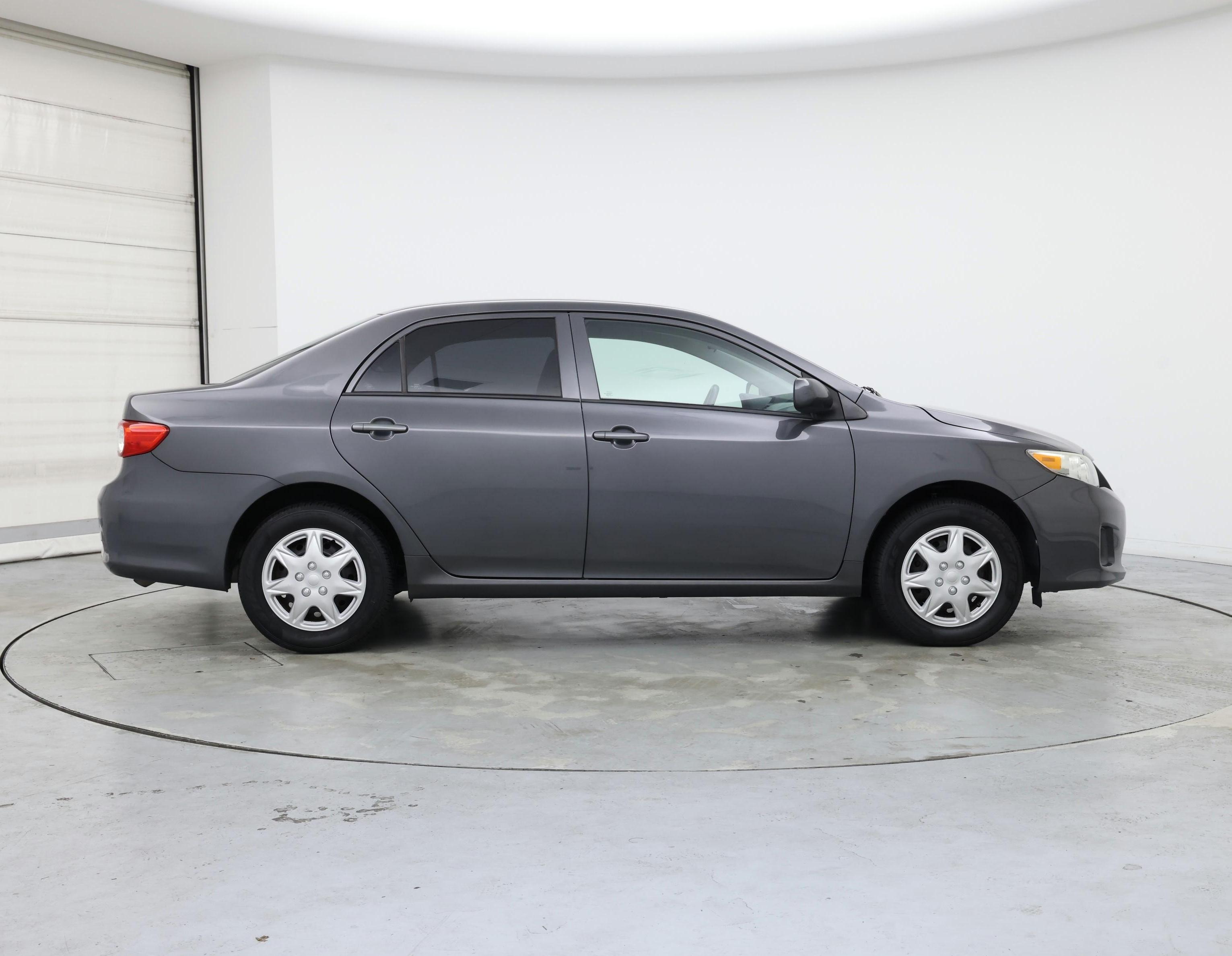 Thumbnail: 2013 Toyota Corolla - 7
