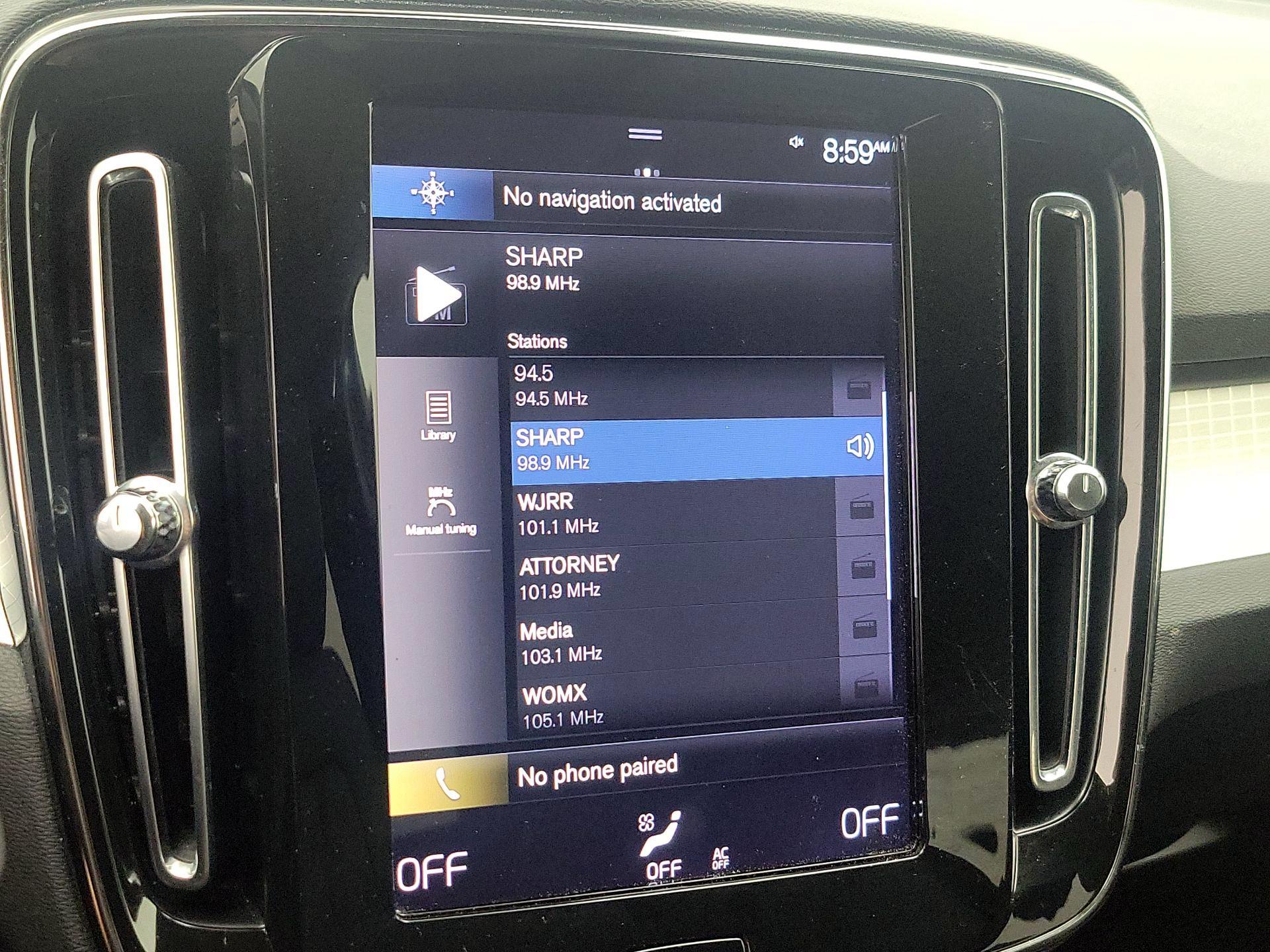 Thumbnail: 2019 Volvo XC40 - 15