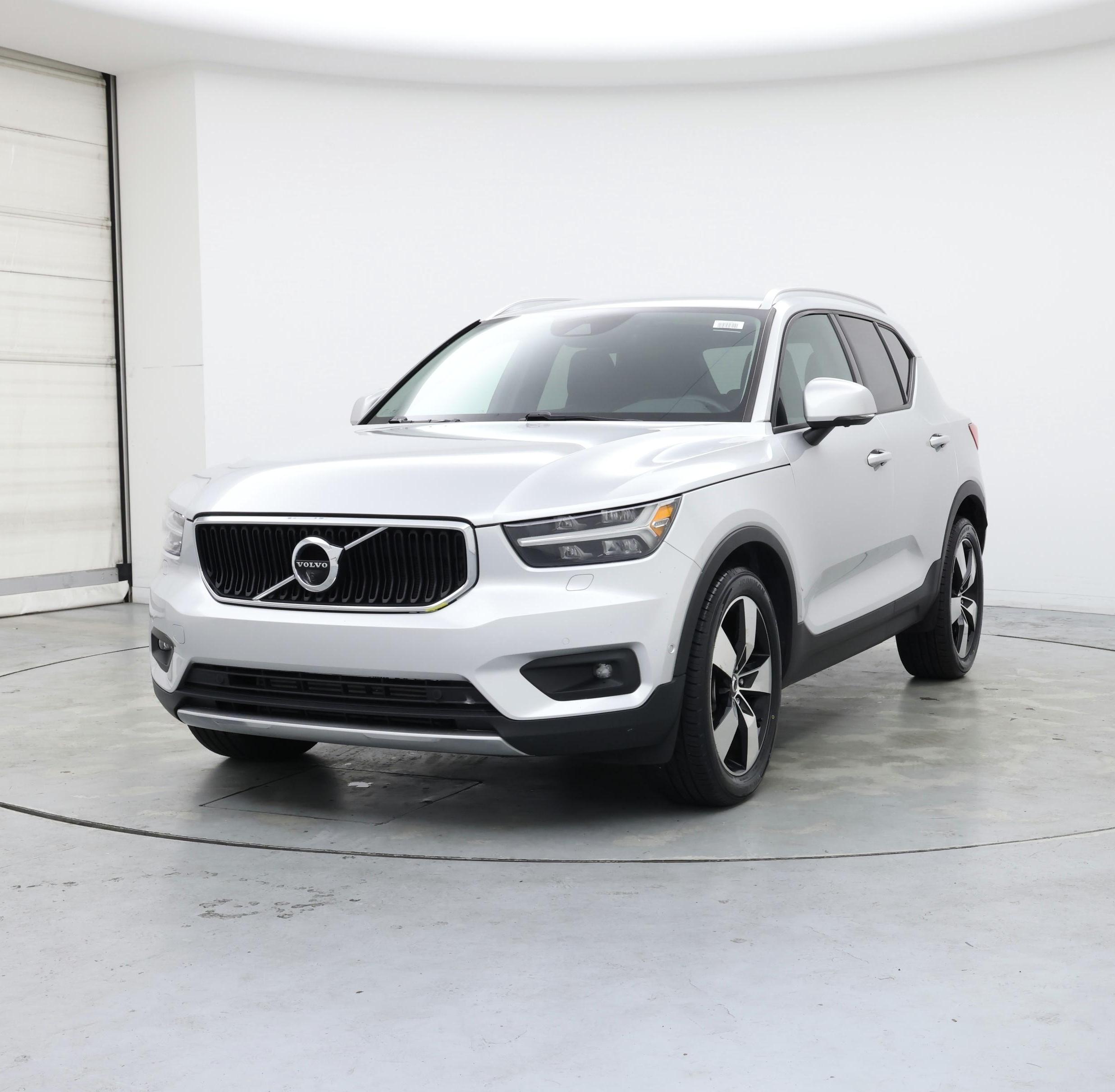 Thumbnail: 2019 Volvo XC40 - 4