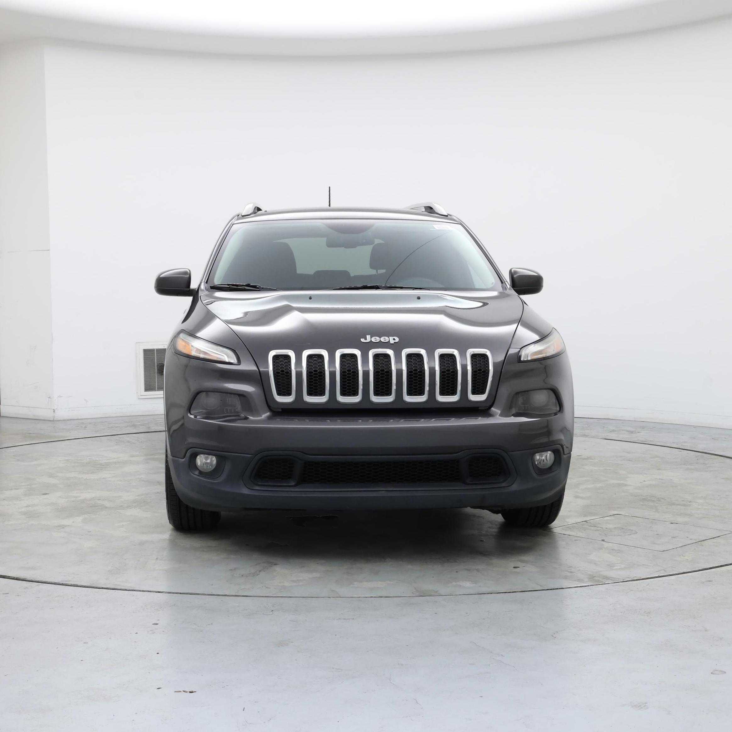 Thumbnail: 2016 Jeep Cherokee - 5