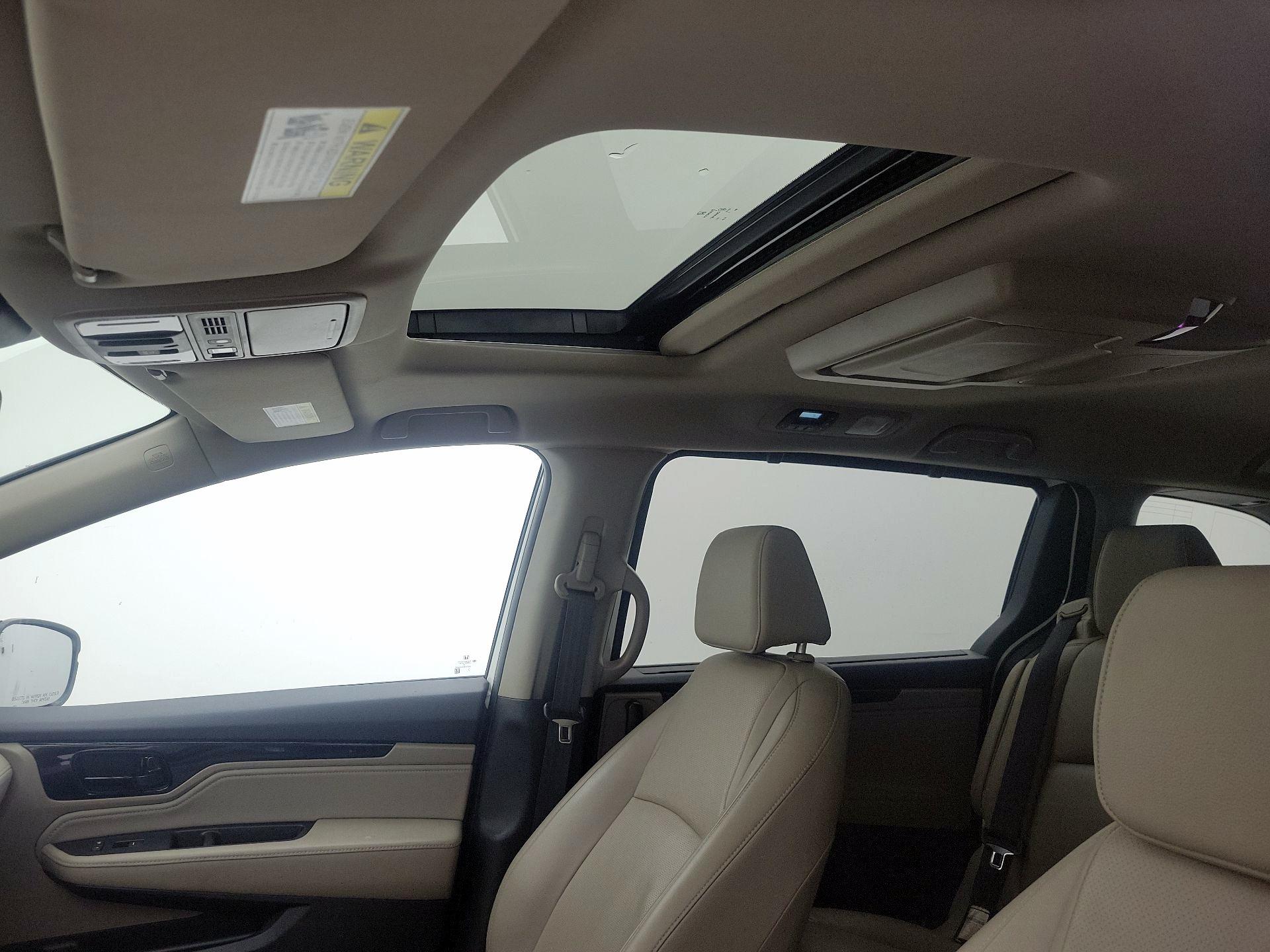 Thumbnail: 2019 Honda Odyssey - 20