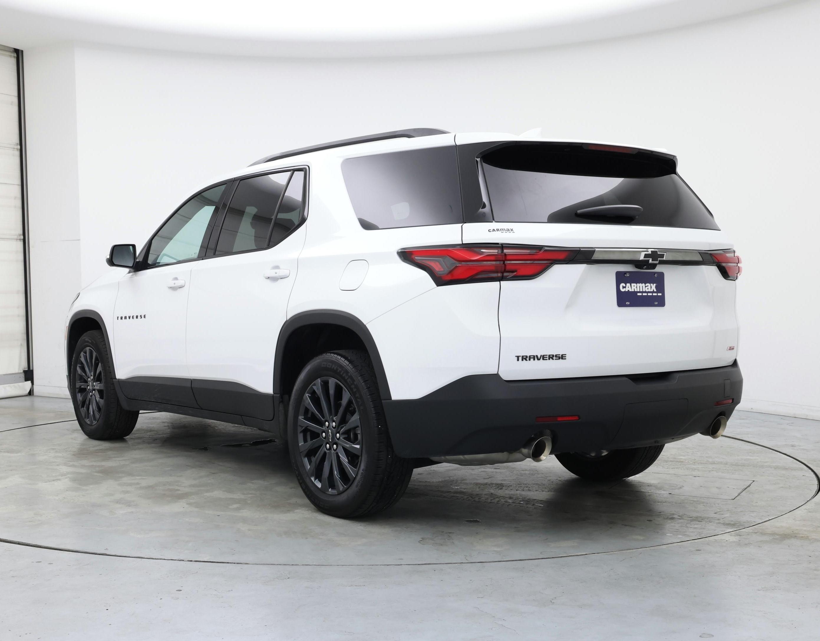 Thumbnail: 2023 Chevrolet Traverse - 2
