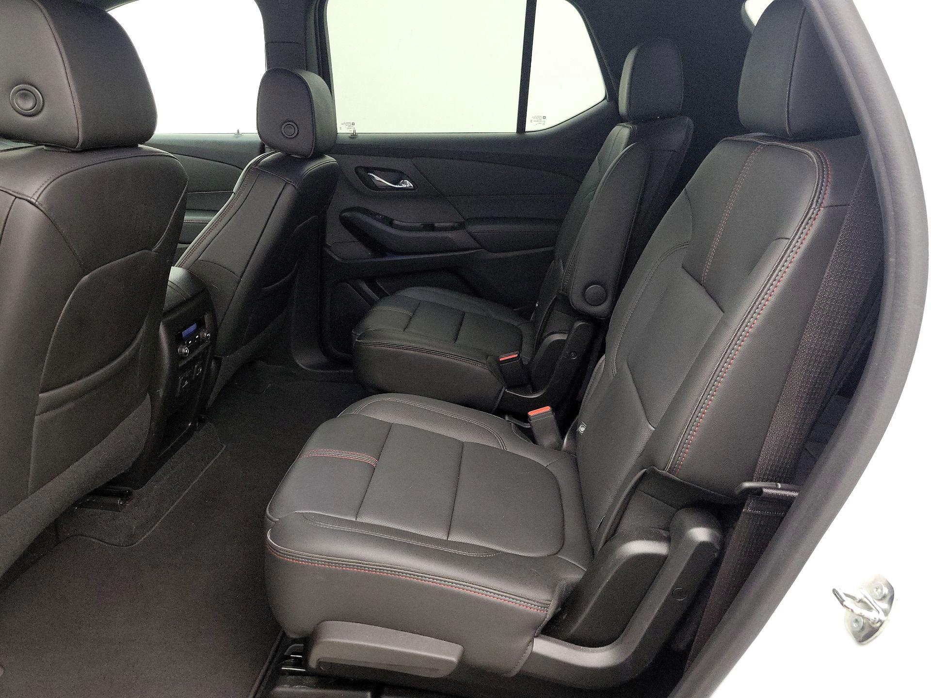 Thumbnail: 2023 Chevrolet Traverse - 20