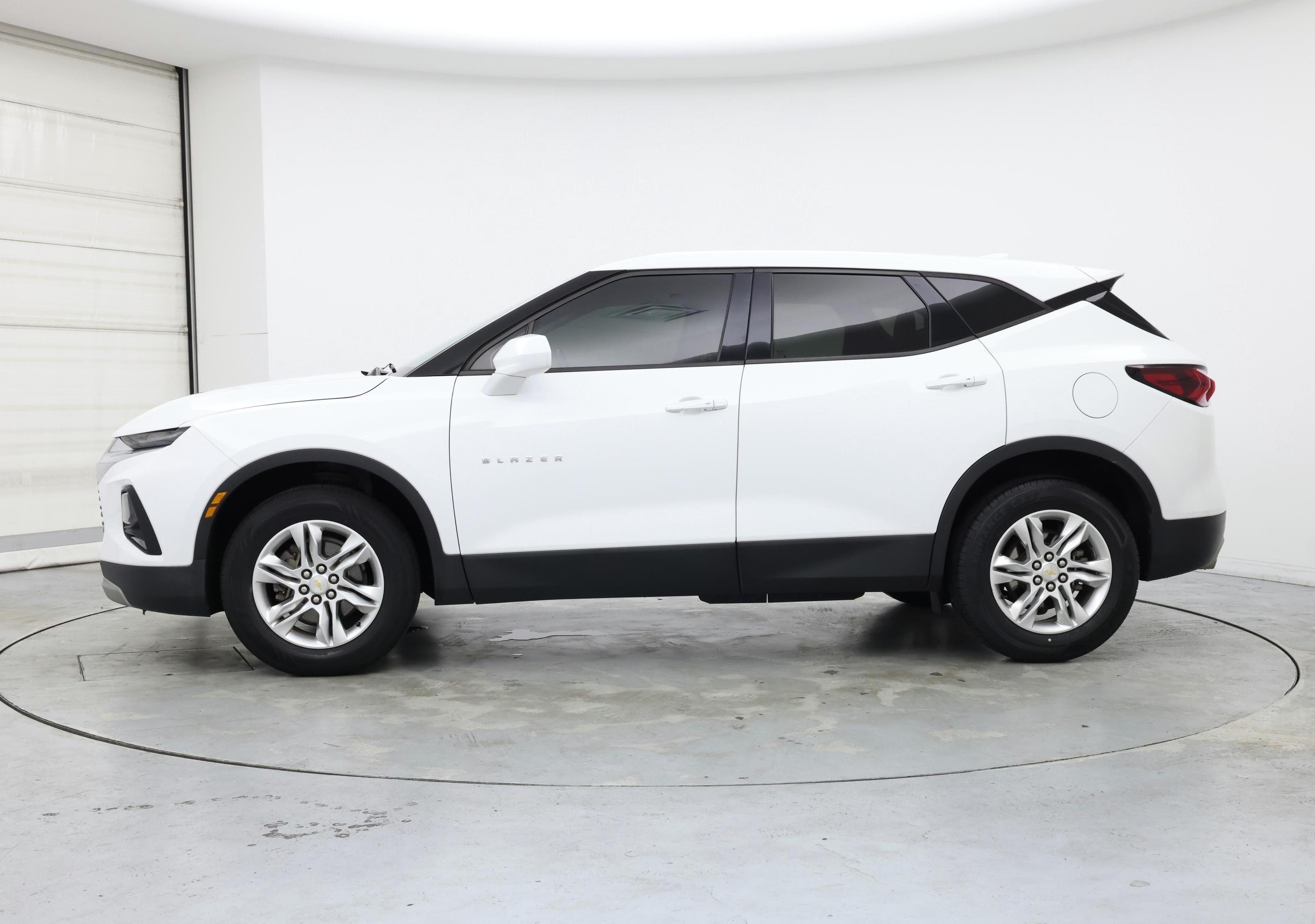 Thumbnail: 2020 Chevrolet Blazer - 3
