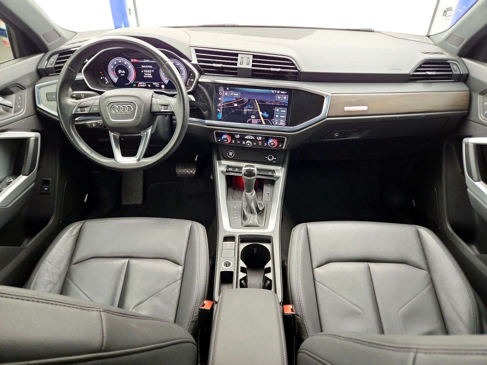 Thumbnail: 2021 Audi Q3 - 9