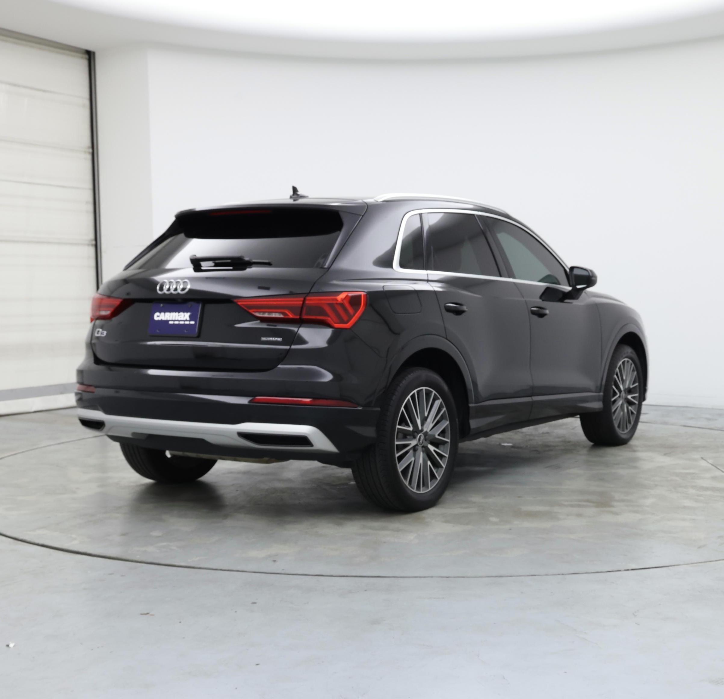 Thumbnail: 2021 Audi Q3 - 8