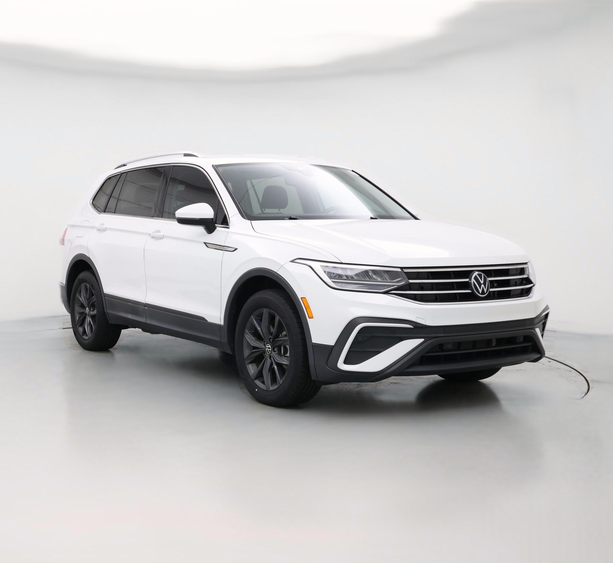 Thumbnail: 2022 Volkswagen Tiguan - 1
