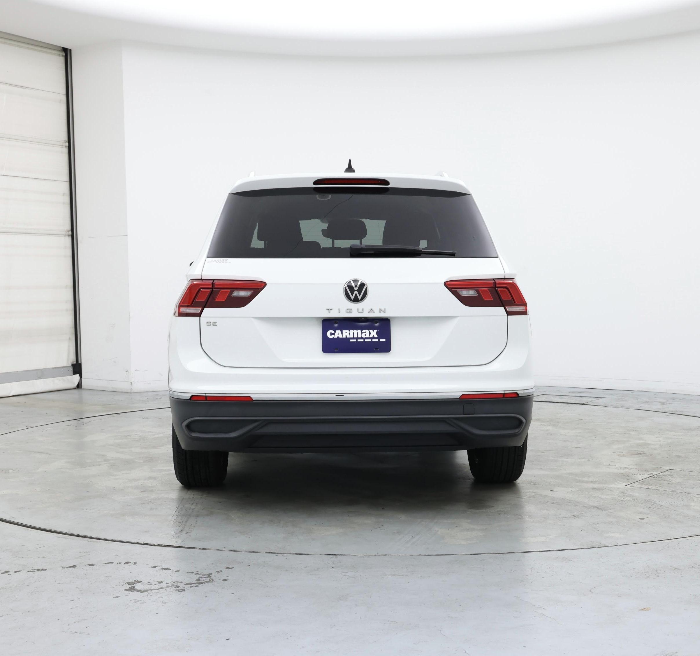 Thumbnail: 2022 Volkswagen Tiguan - 6