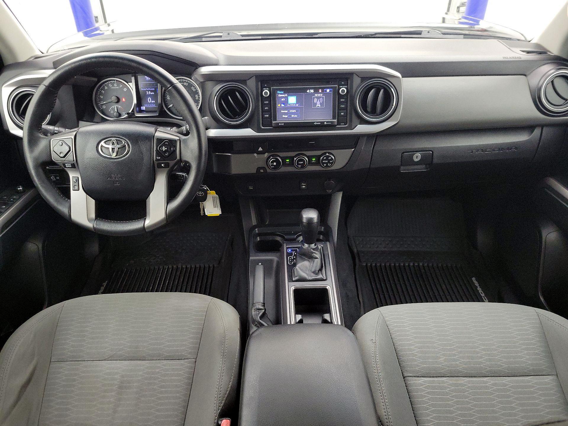 Thumbnail: 2017 Toyota Tacoma - 9