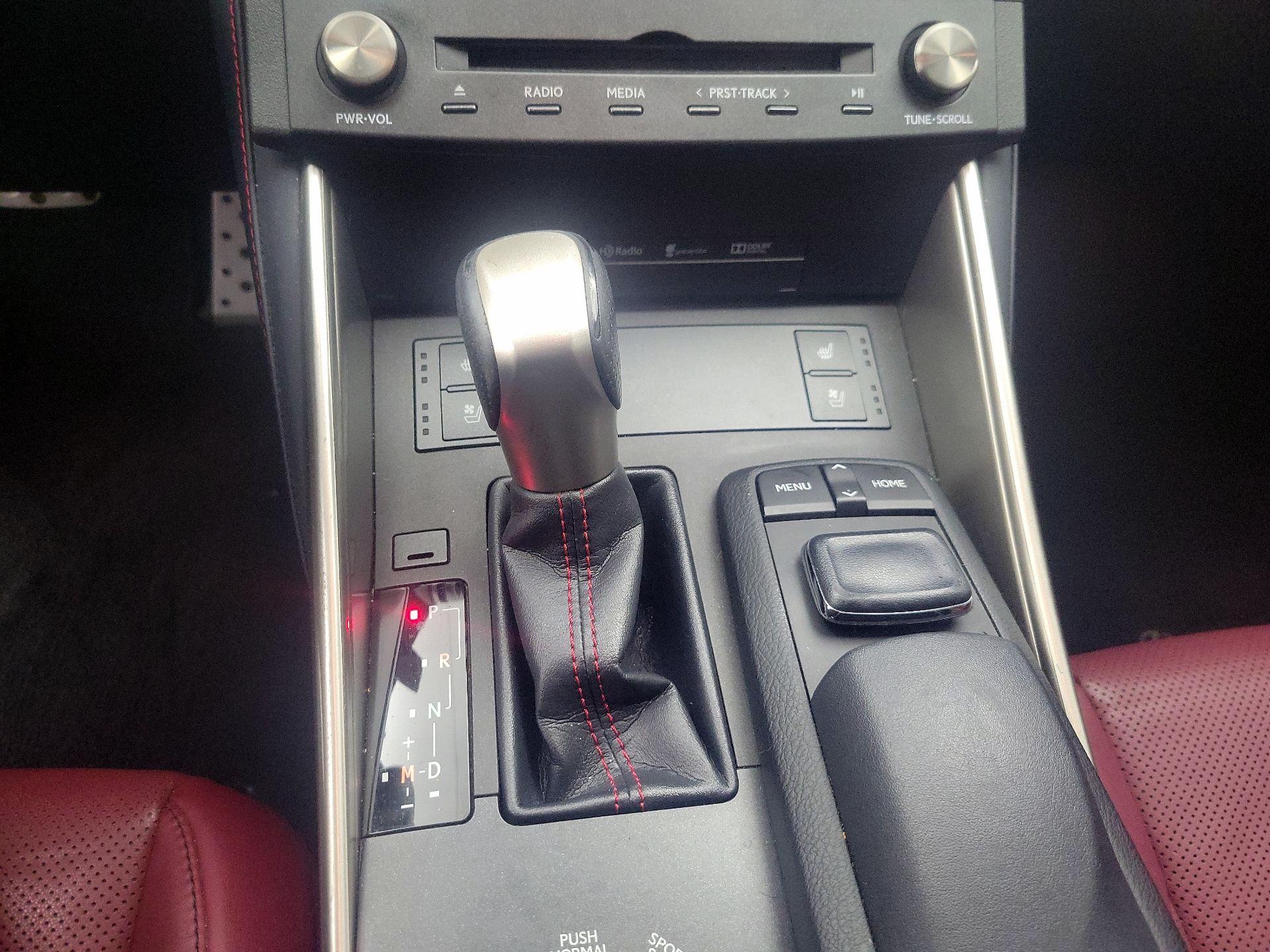 Thumbnail: 2016 Lexus IS - 18