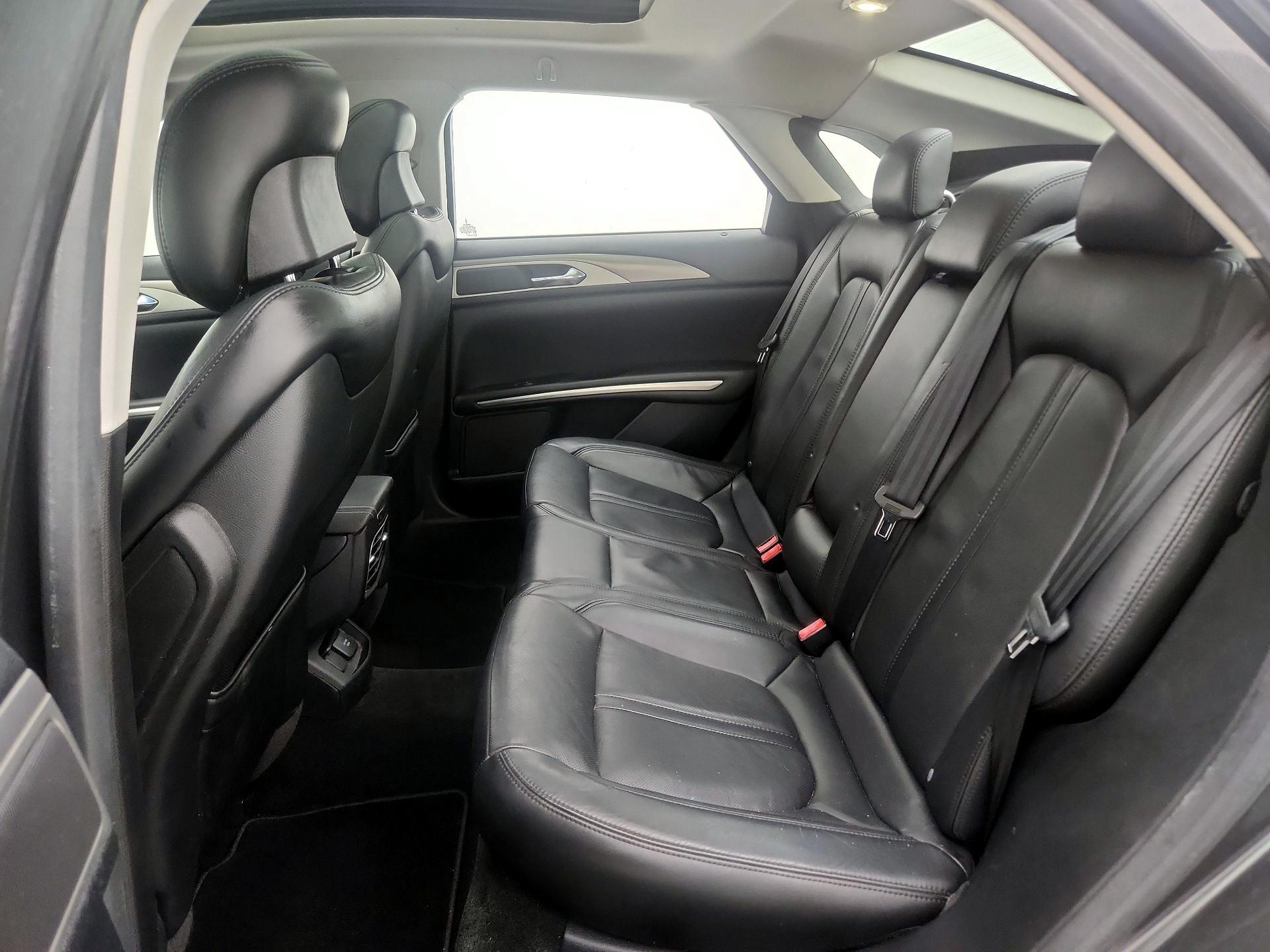 Thumbnail: 2016 Lincoln MKZ - 20