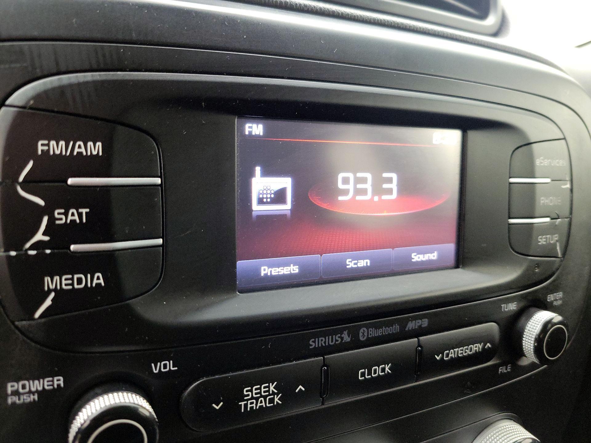 Thumbnail: 2014 Kia Soul - 15