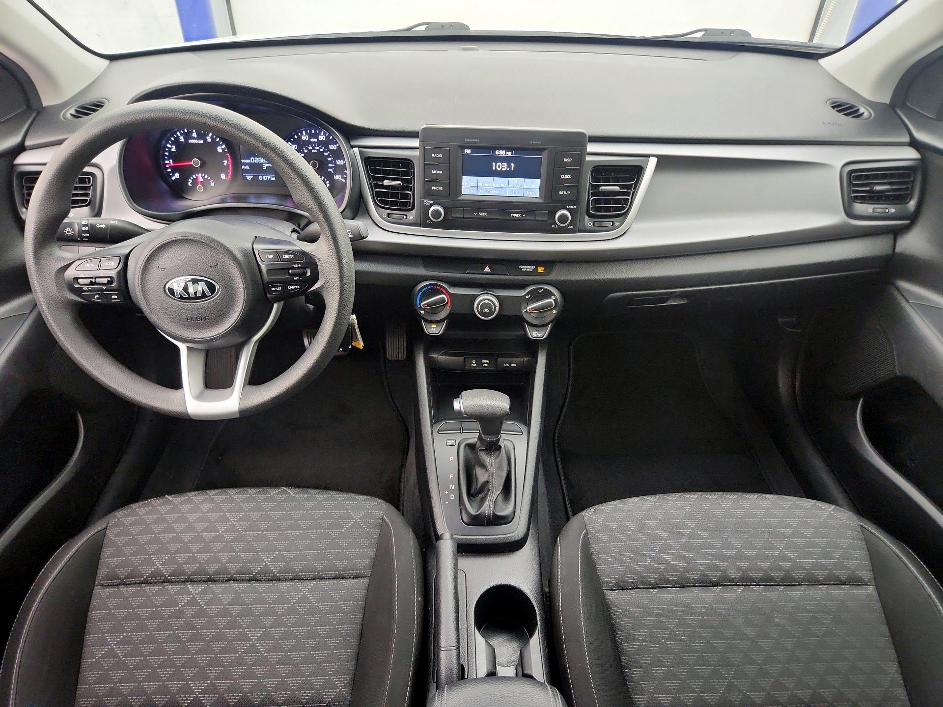Thumbnail: 2018 Kia Rio - 9