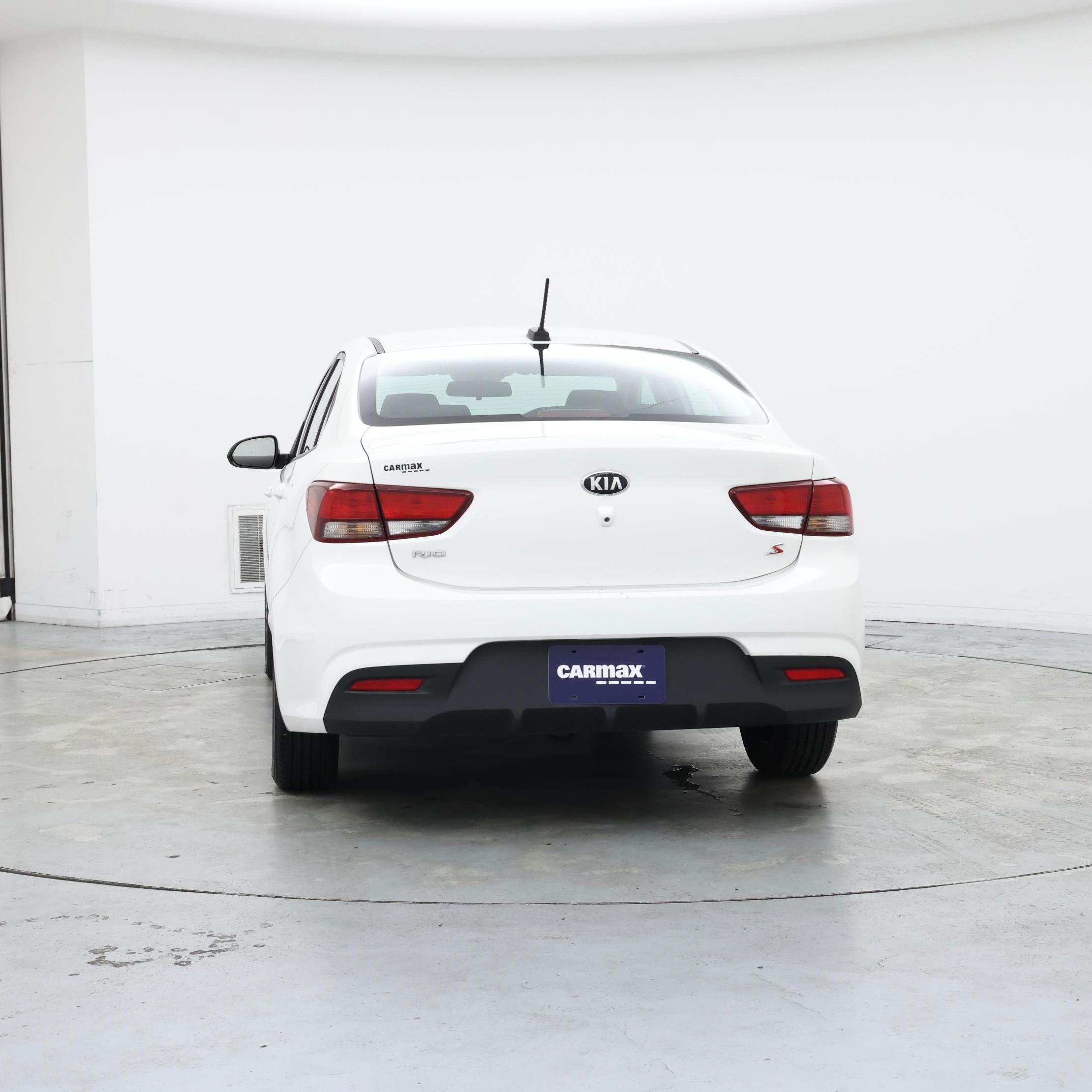 Thumbnail: 2018 Kia Rio - 6