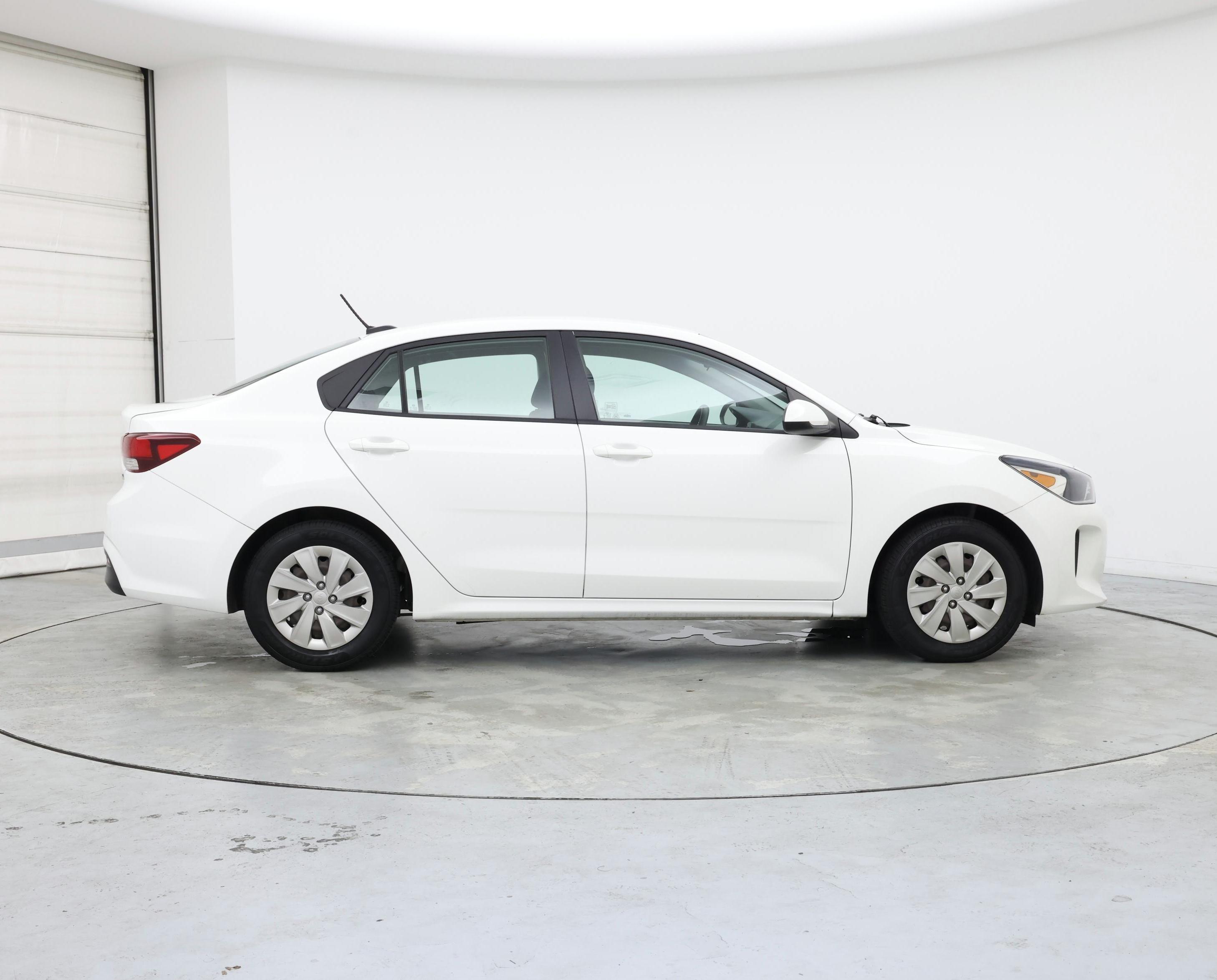 Thumbnail: 2018 Kia Rio - 7