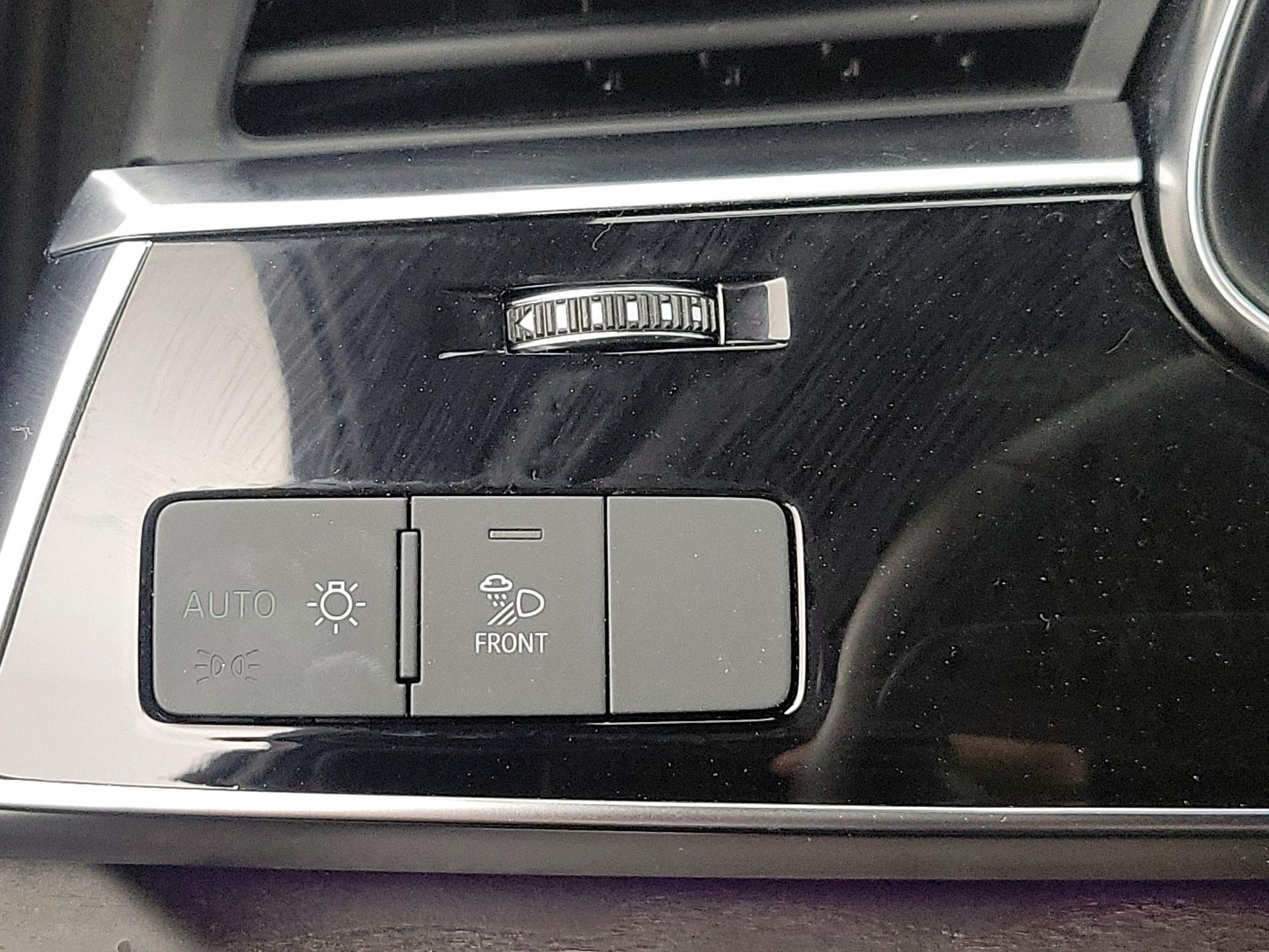 Thumbnail: 2023 Audi Q7 - 13