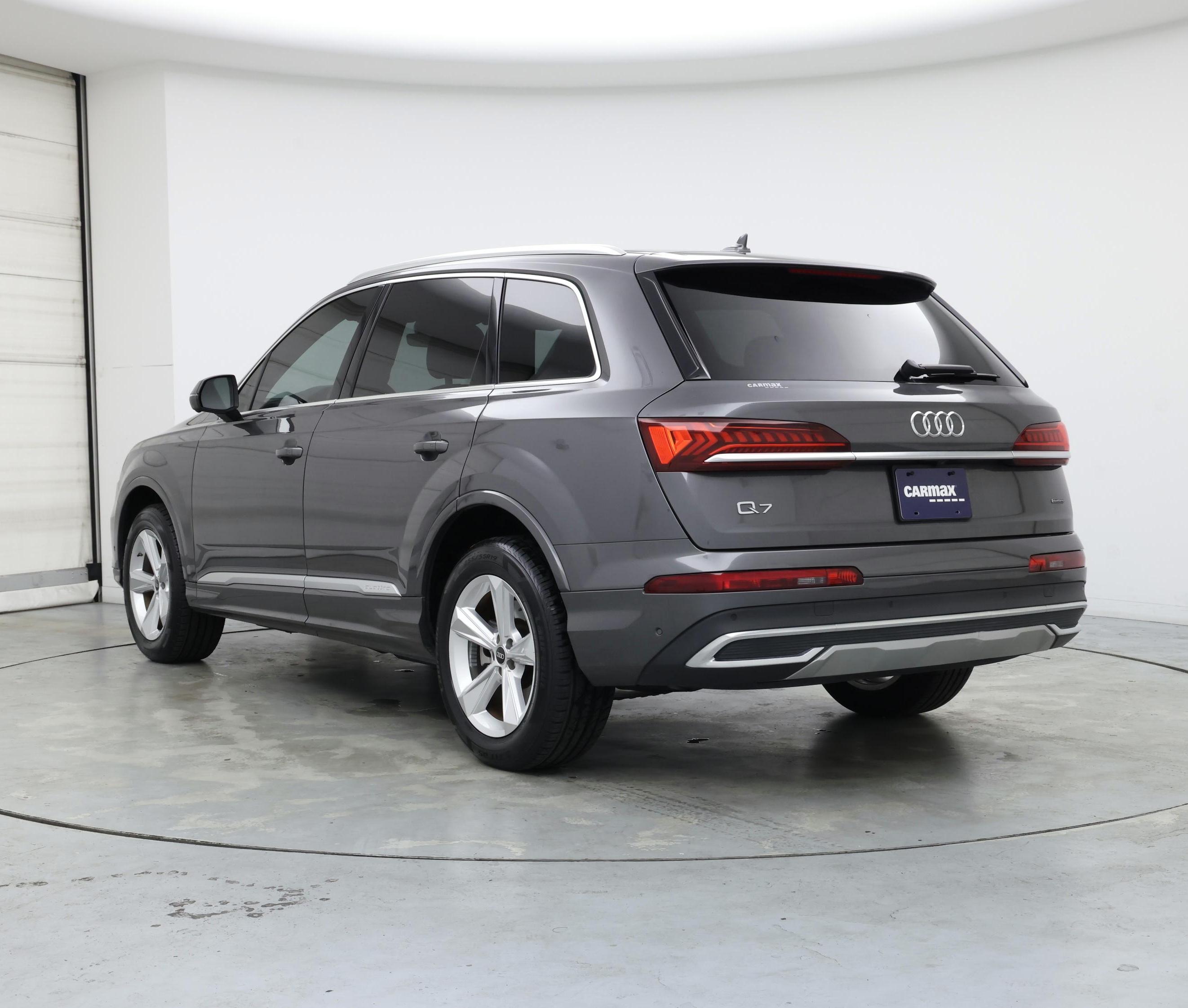Thumbnail: 2023 Audi Q7 - 2