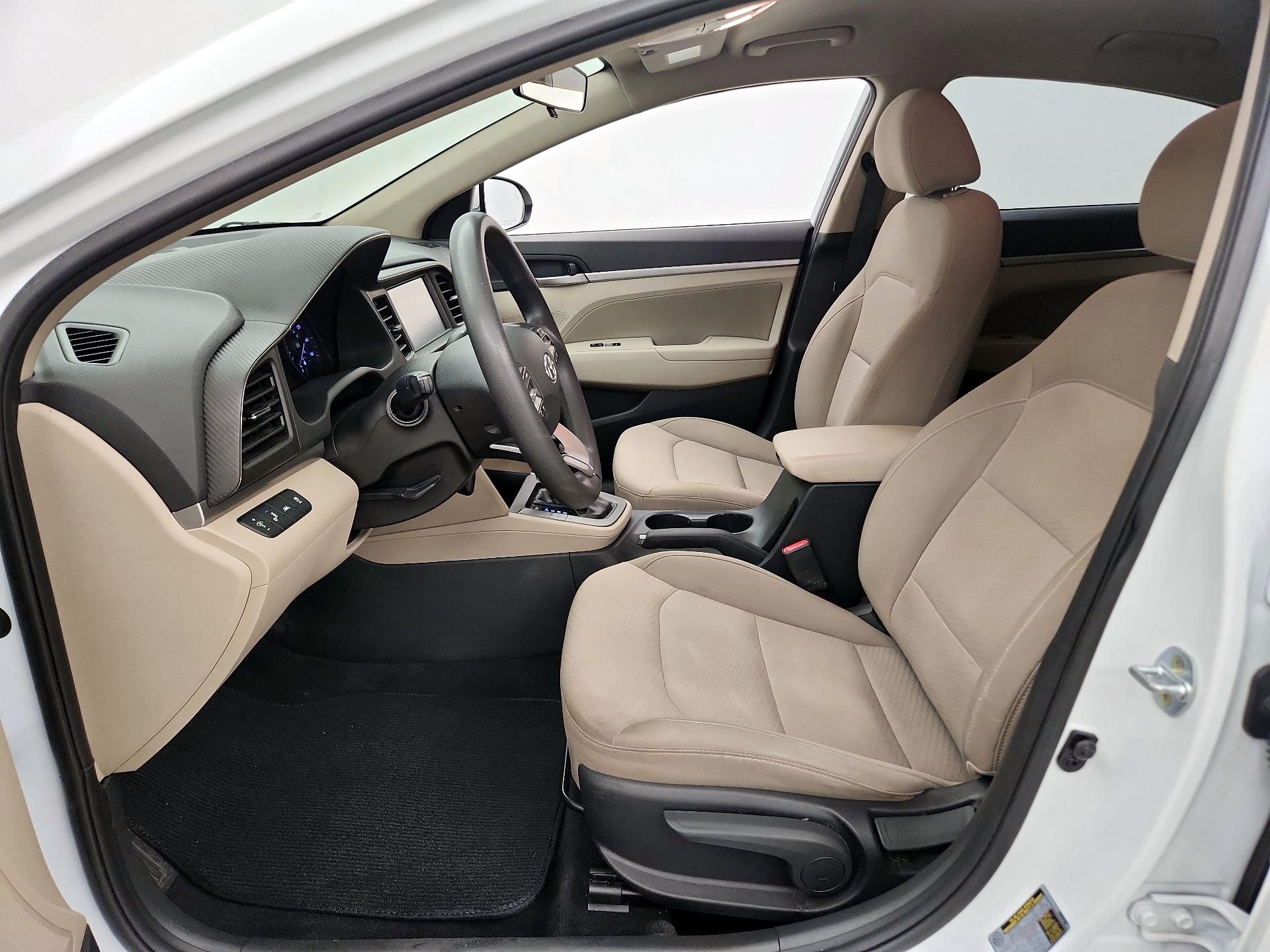 Thumbnail: 2019 Hyundai Elantra - 11