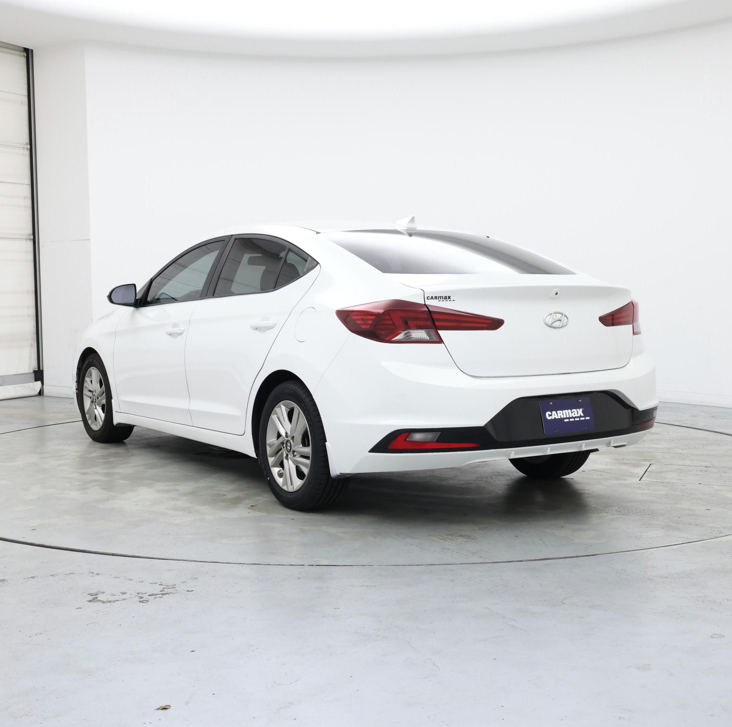 Thumbnail: 2019 Hyundai Elantra - 2