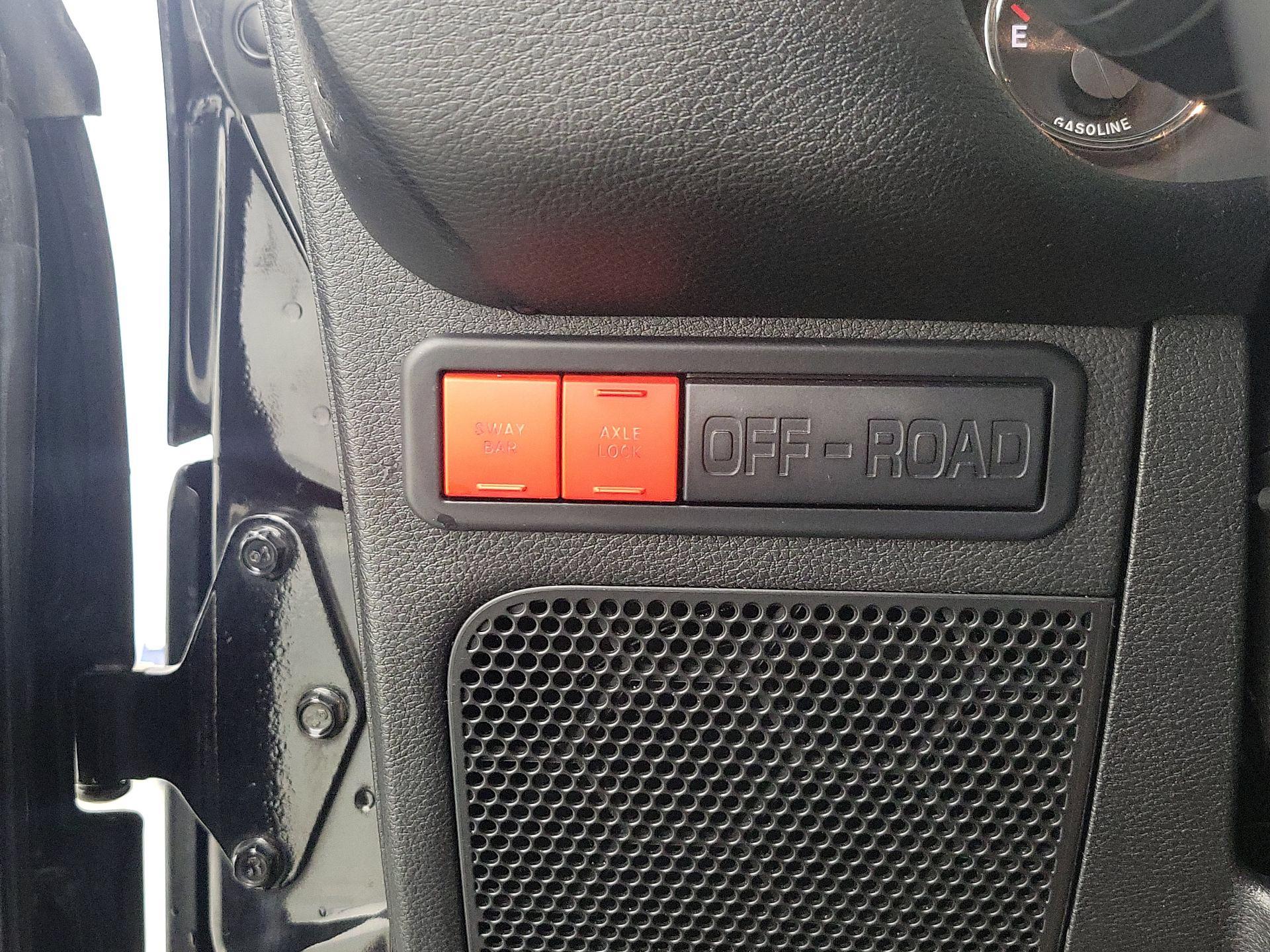 Thumbnail: 2016 Jeep Wrangler - 13