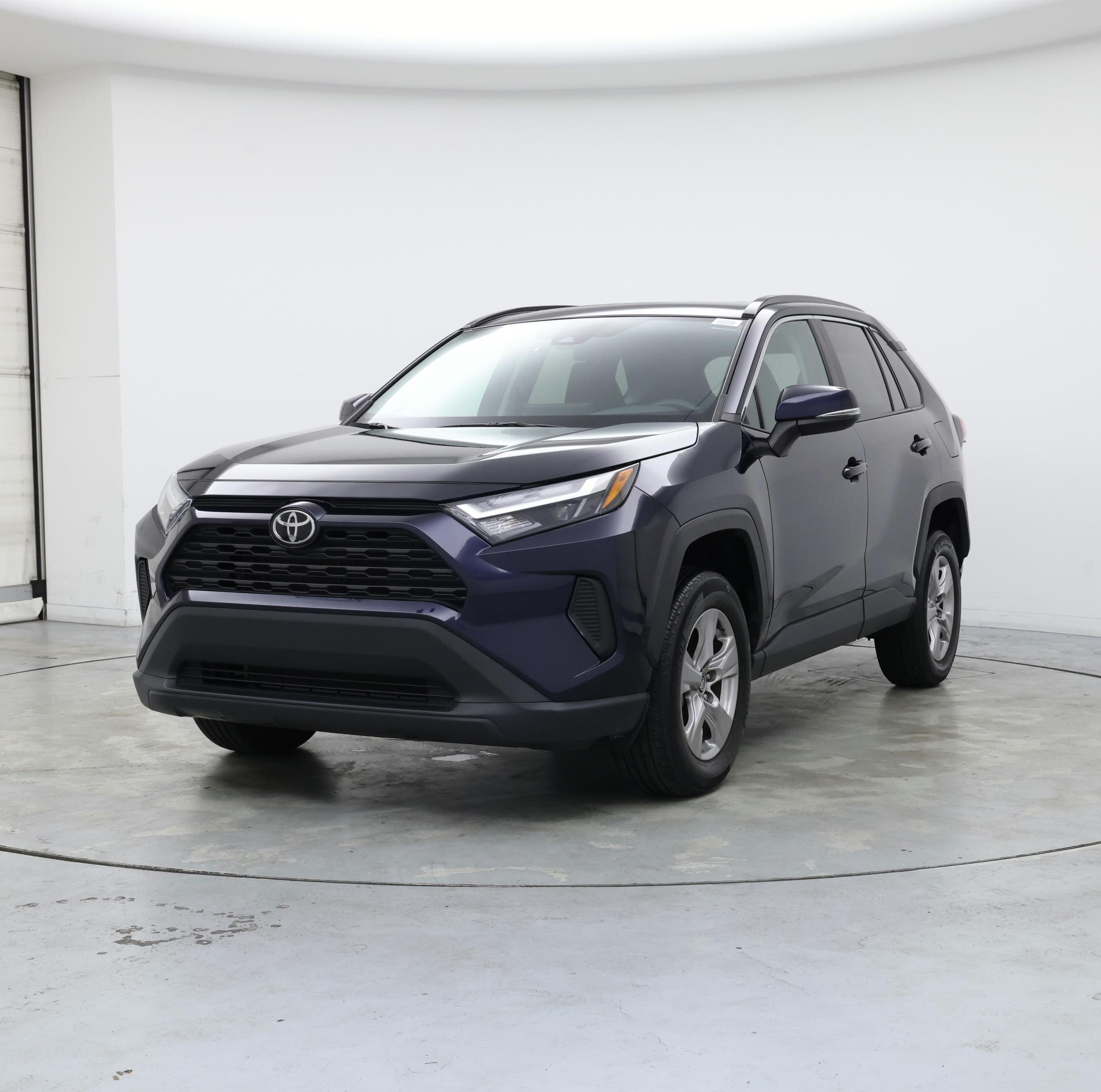 Thumbnail: 2022 Toyota RAV4 - 4
