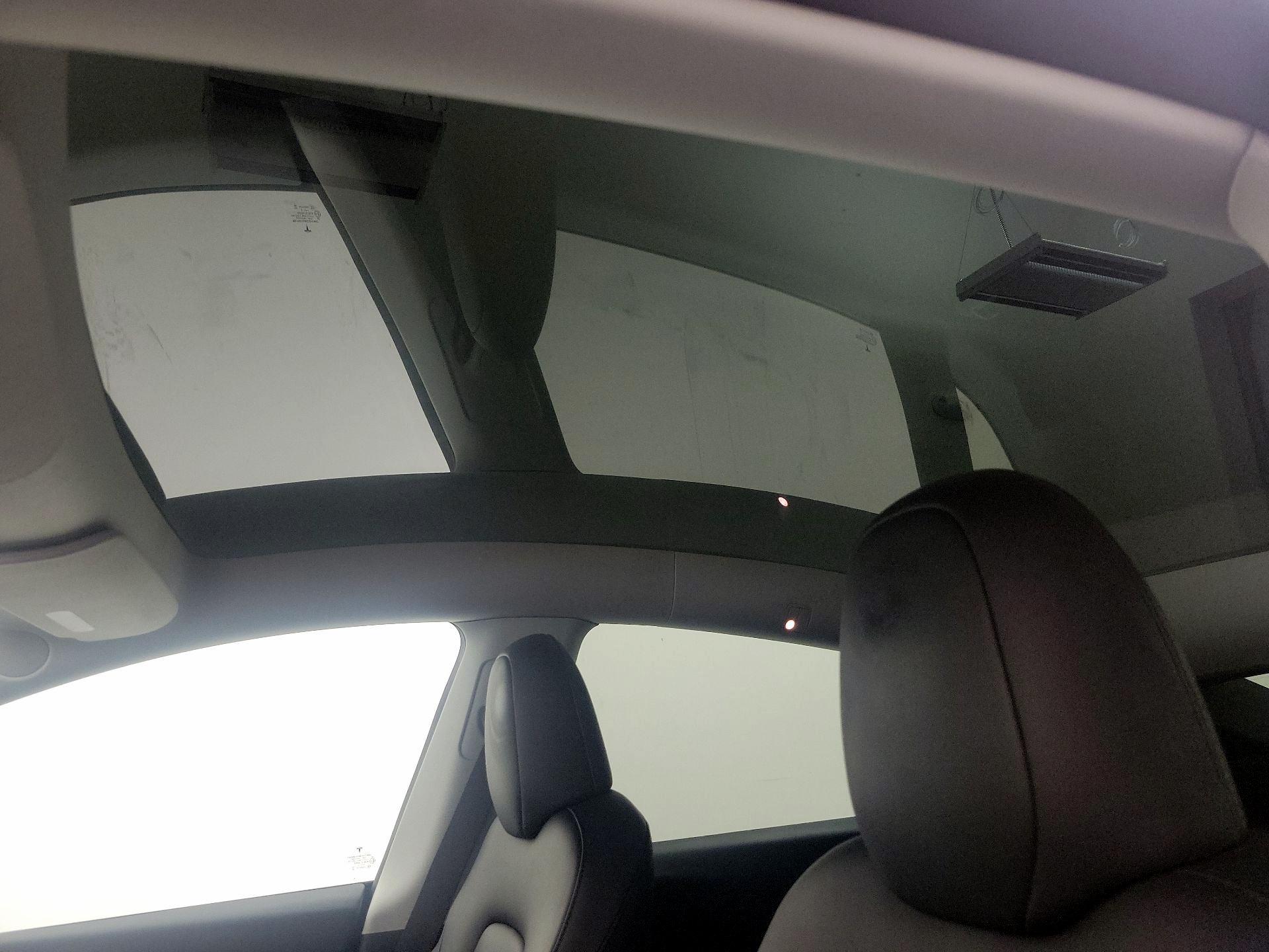 Thumbnail: 2023 Tesla Model Y - 18