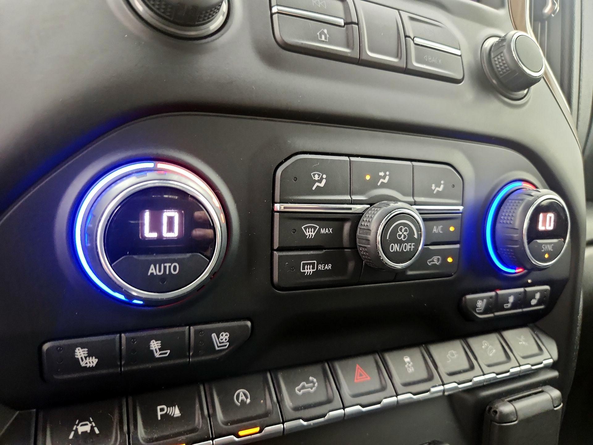 Thumbnail: 2020 Chevrolet Silverado 1500 - 16
