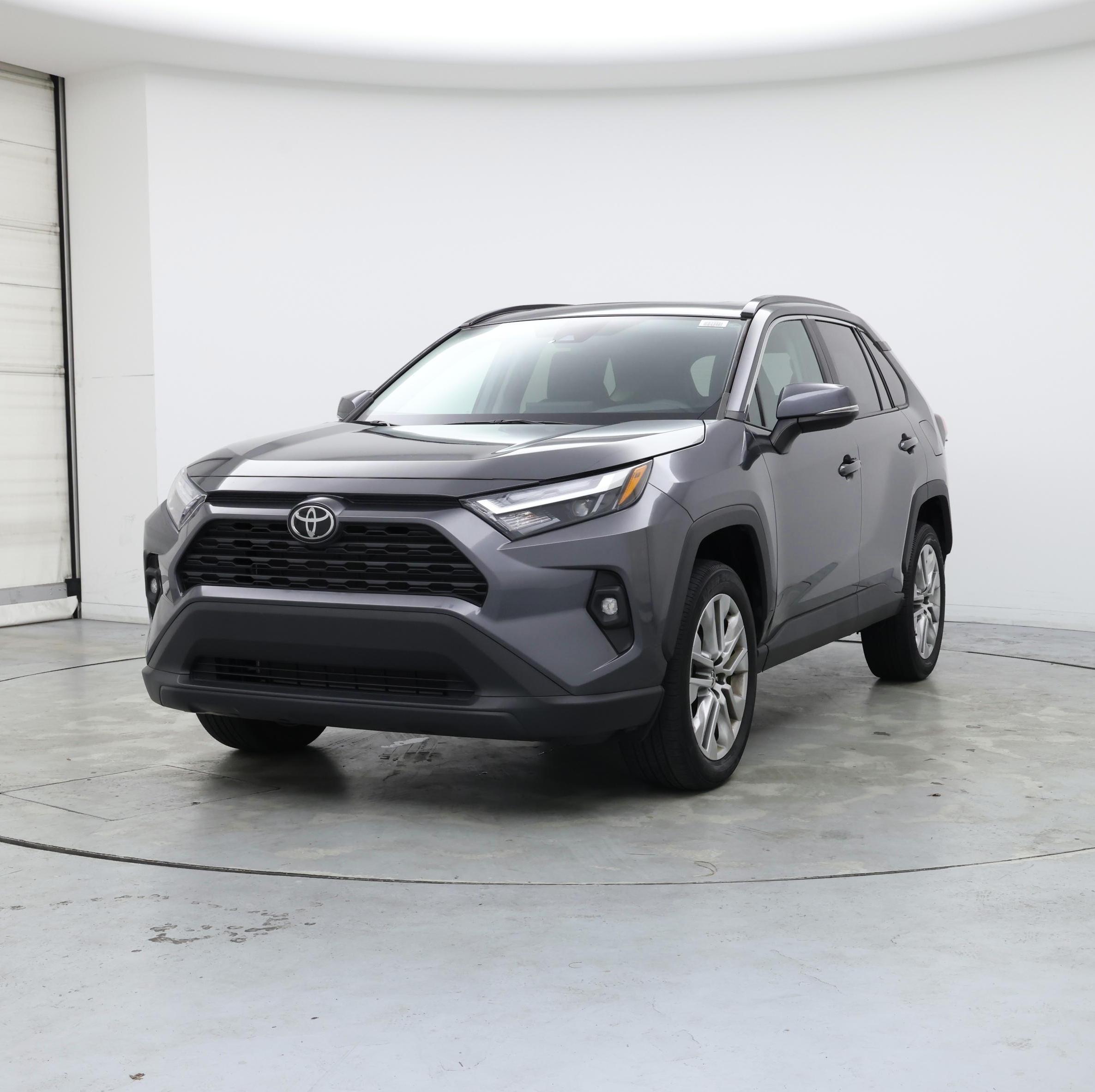 Thumbnail: 2022 Toyota RAV4 - 4