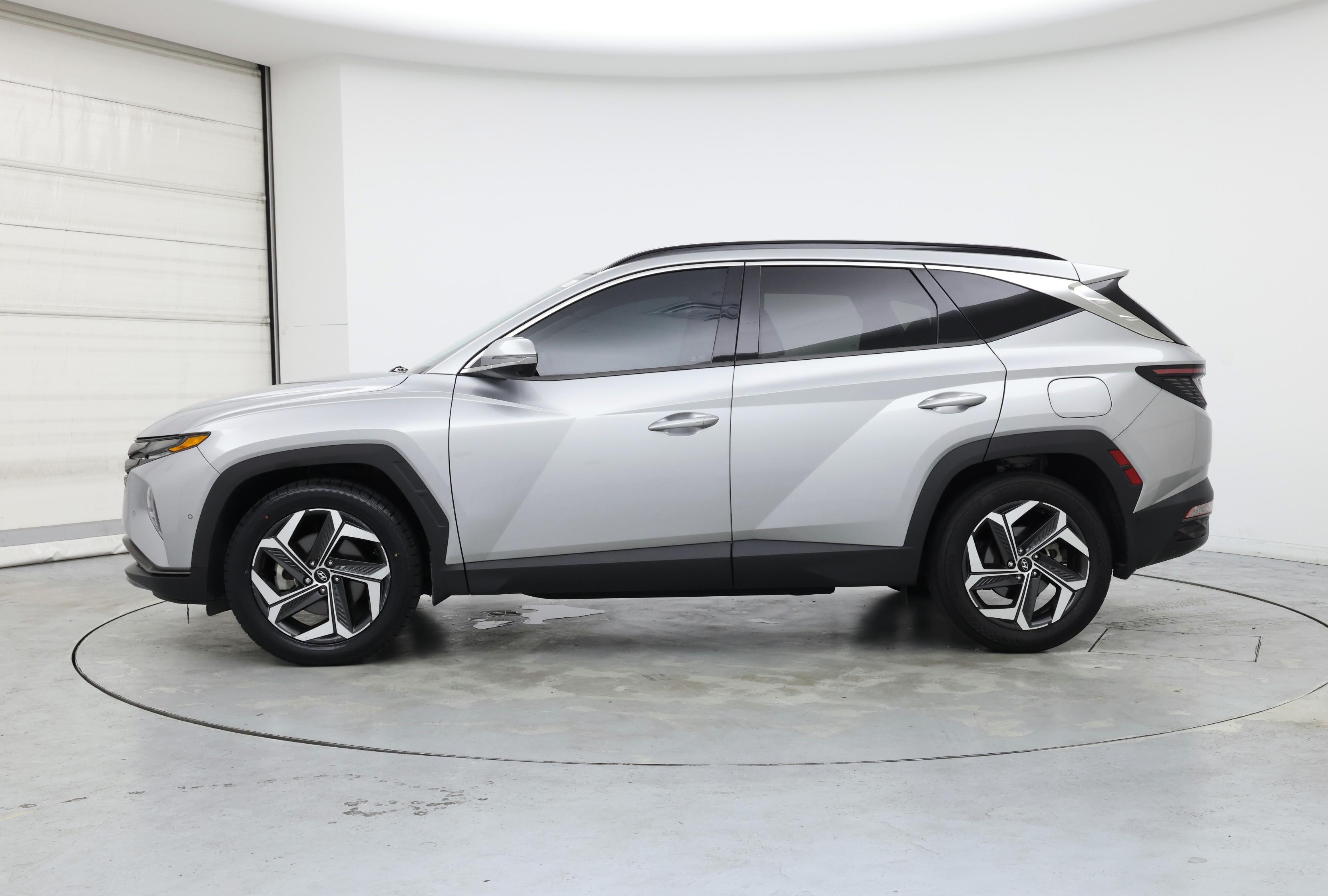 Thumbnail: 2022 Hyundai Tucson - 3