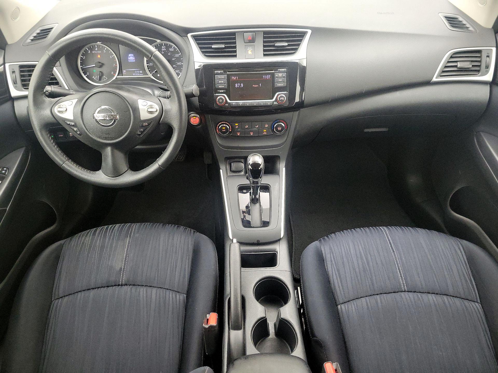 Thumbnail: 2016 Nissan Sentra - 9