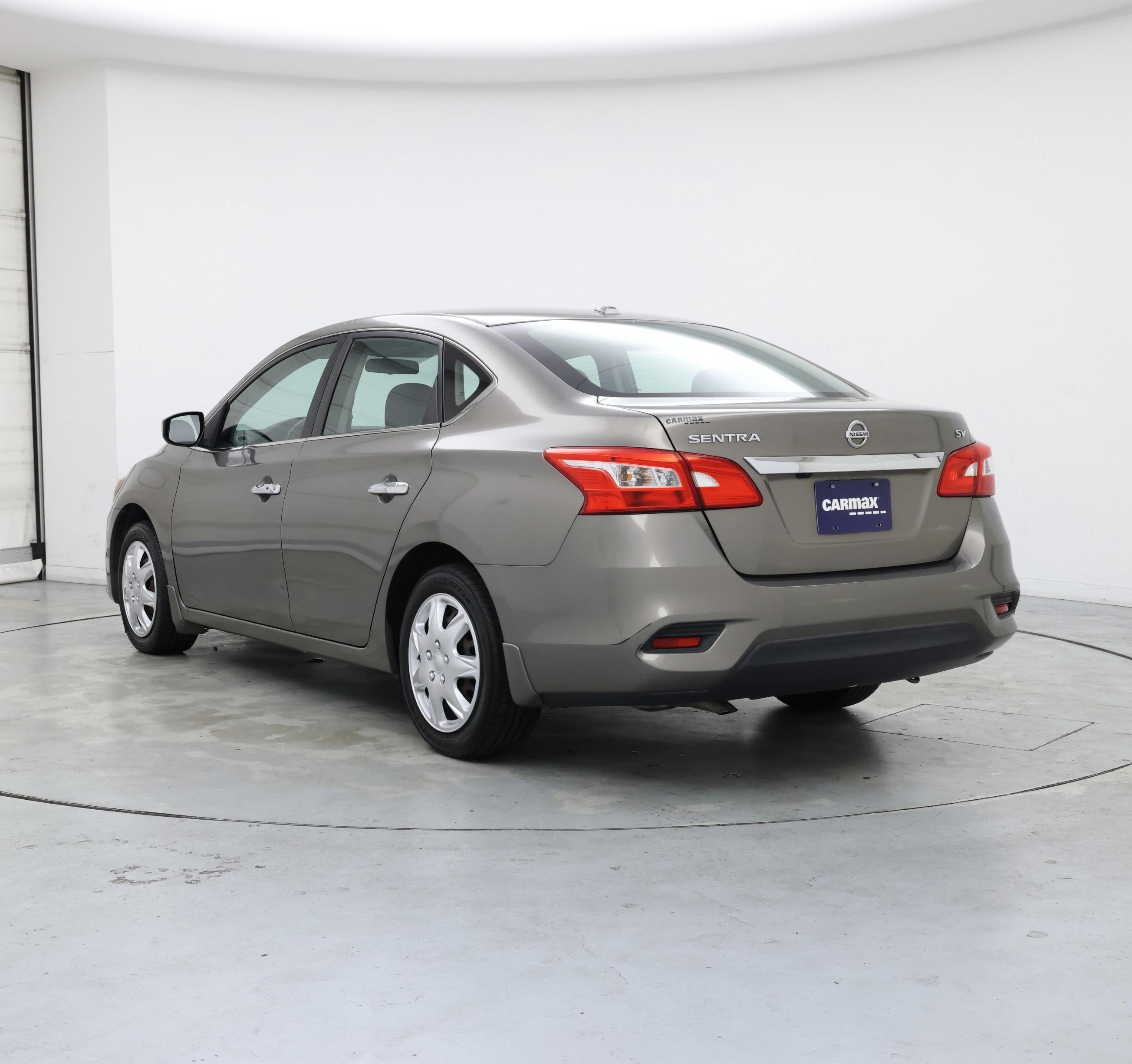 Thumbnail: 2016 Nissan Sentra - 2