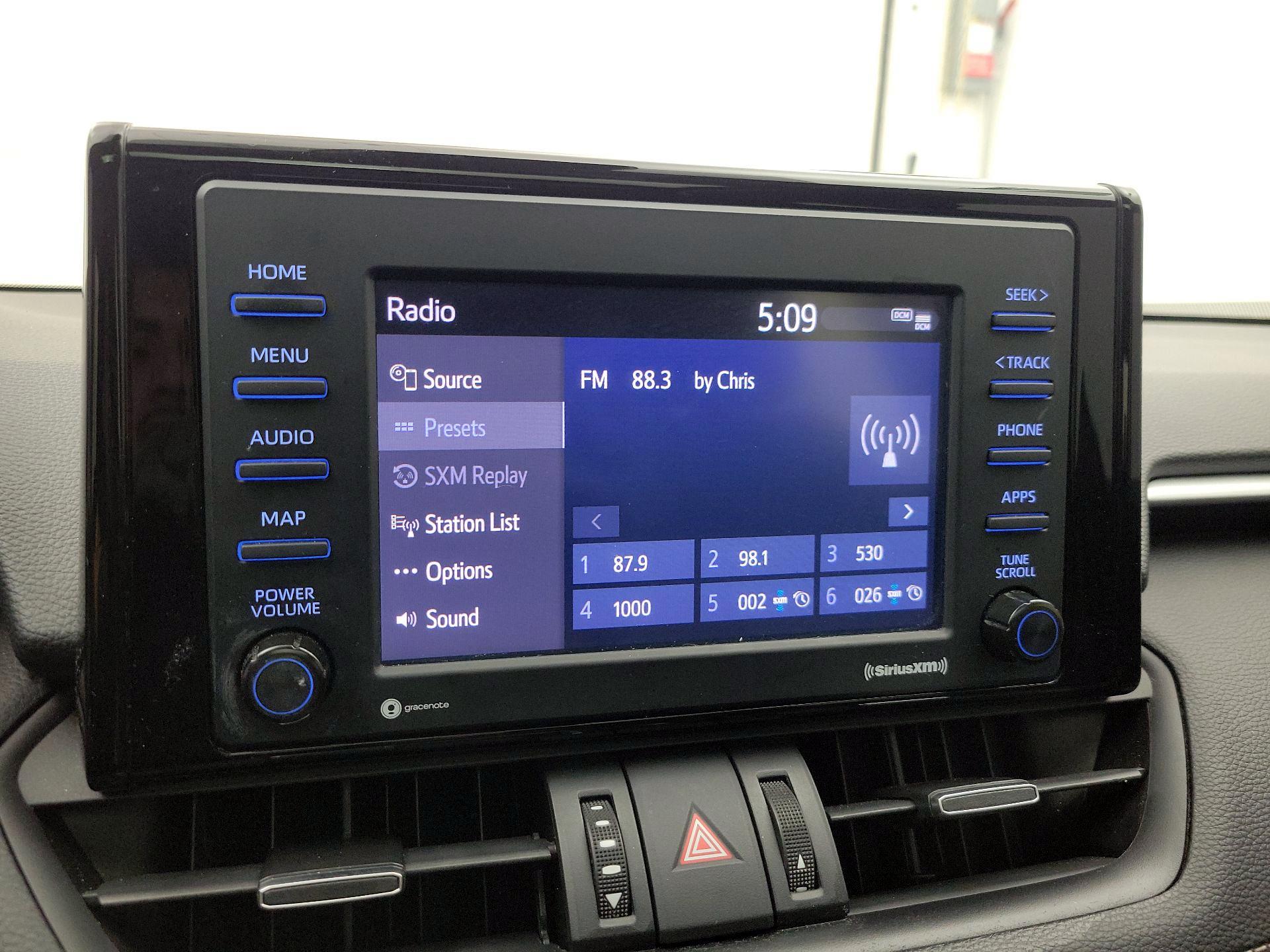 Thumbnail: 2021 Toyota RAV4 - 15