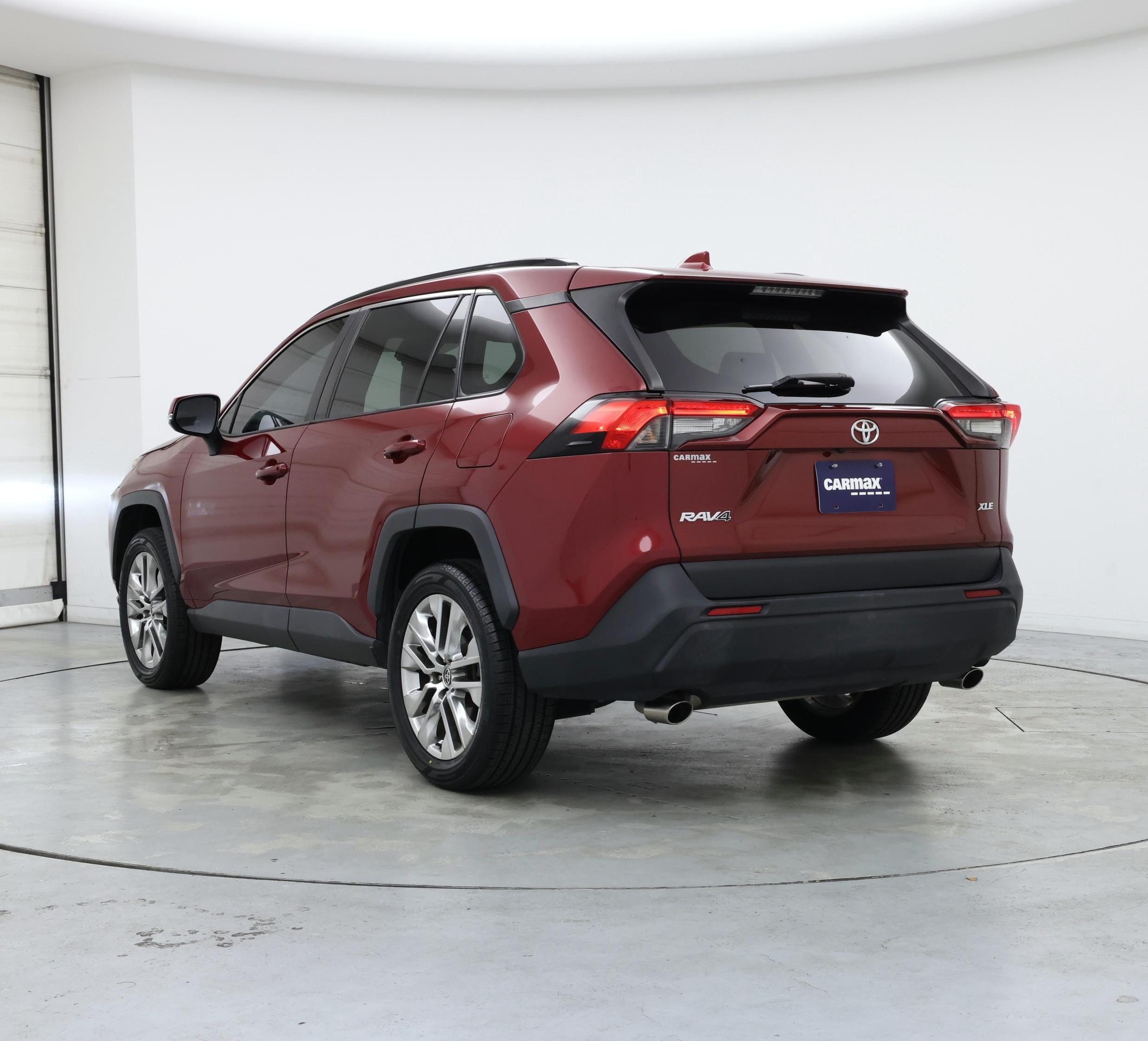 Thumbnail: 2021 Toyota RAV4 - 2