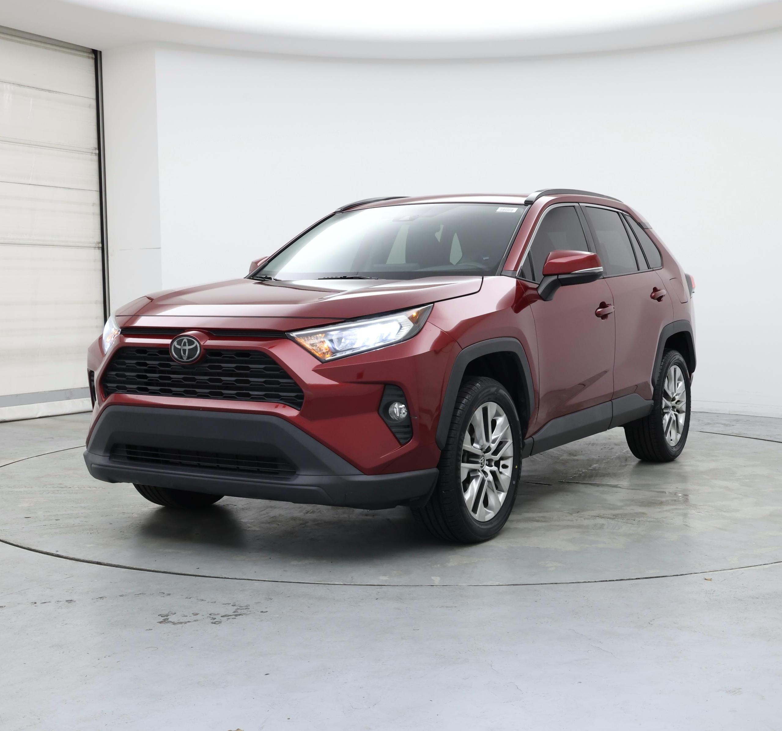 Thumbnail: 2021 Toyota RAV4 - 4