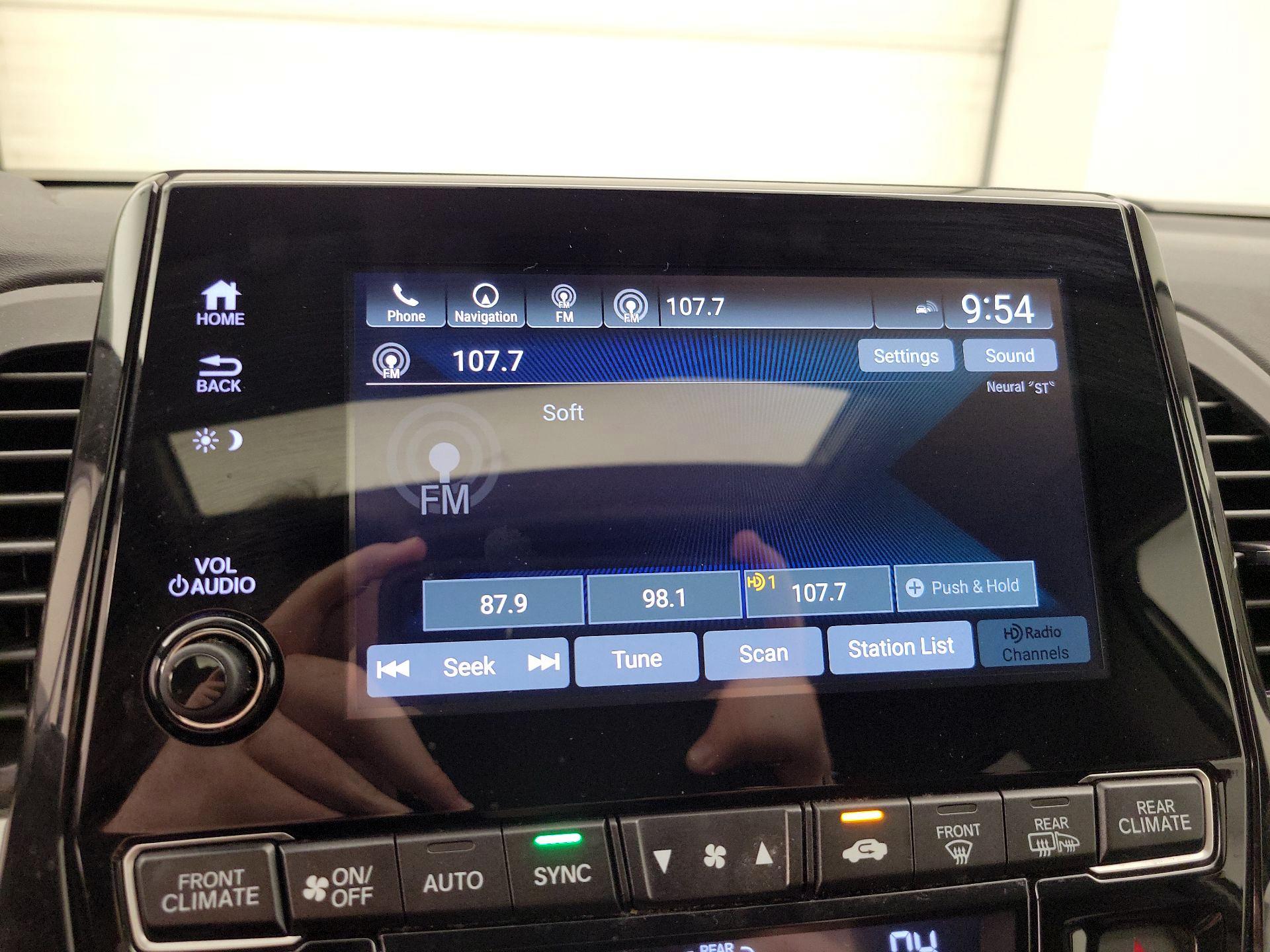 Thumbnail: 2019 Honda Odyssey - 15