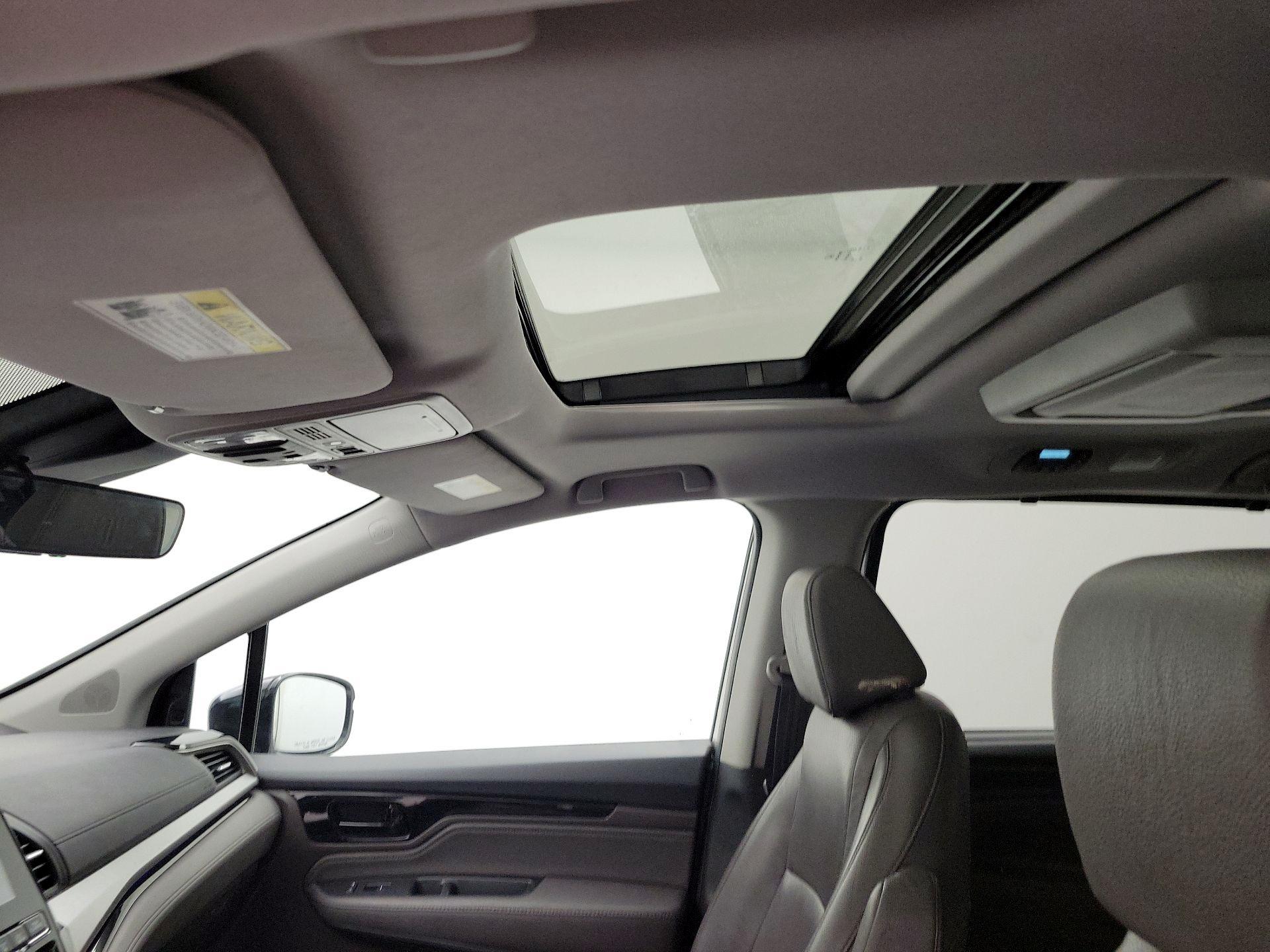 Thumbnail: 2019 Honda Odyssey - 19