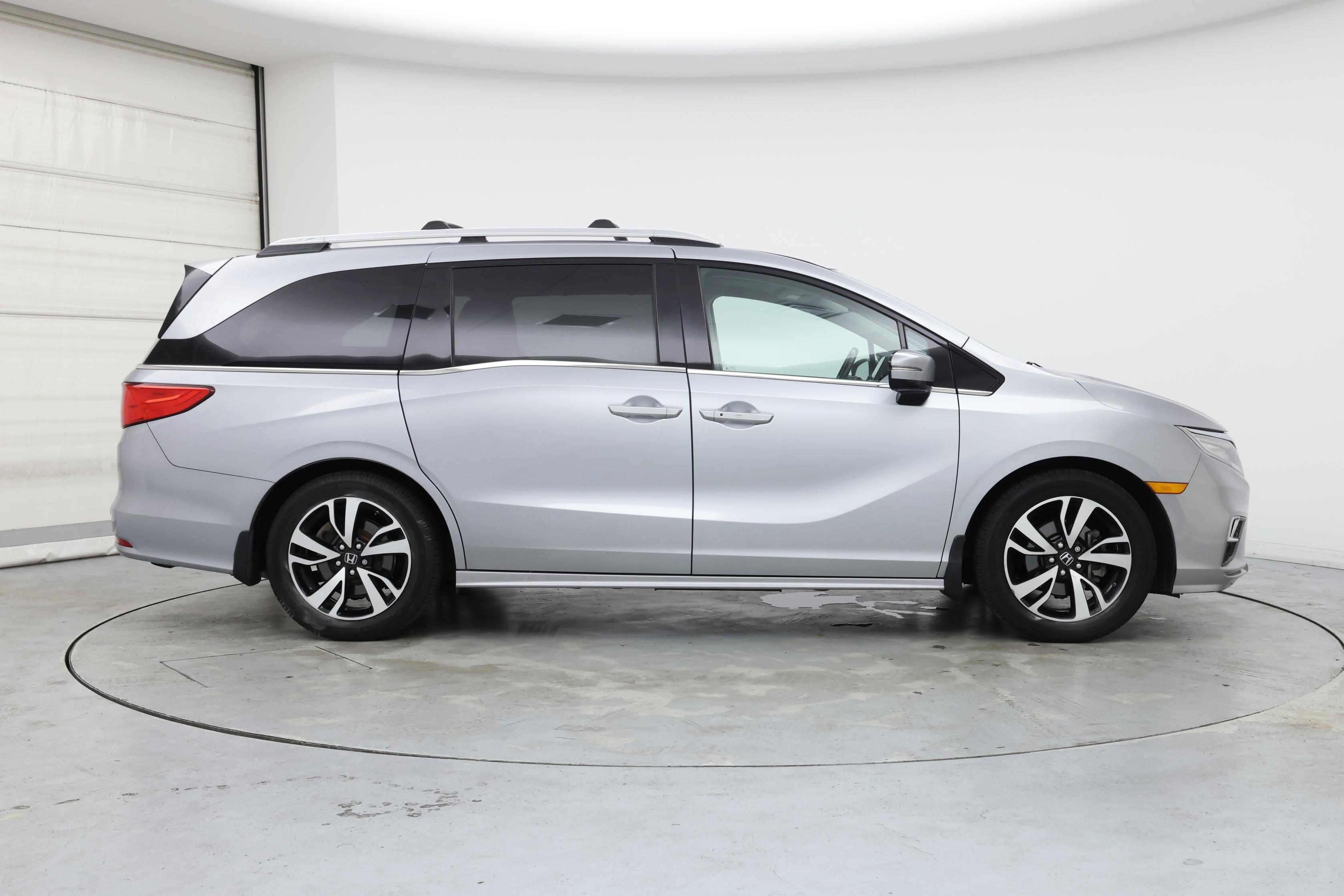 Thumbnail: 2019 Honda Odyssey - 7