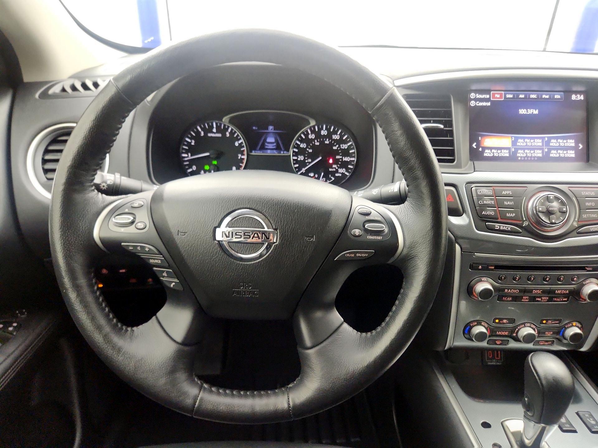 Thumbnail: 2019 Nissan Pathfinder - 10