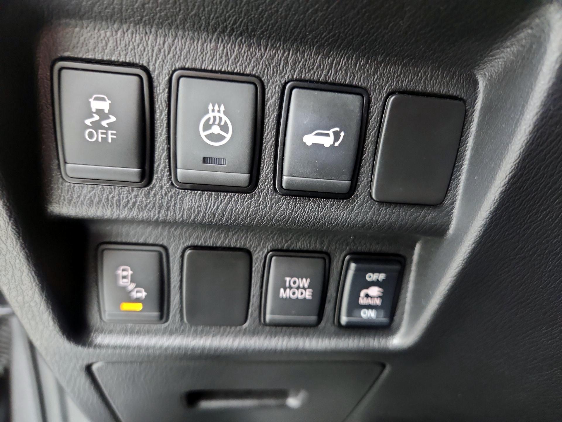 Thumbnail: 2019 Nissan Pathfinder - 13